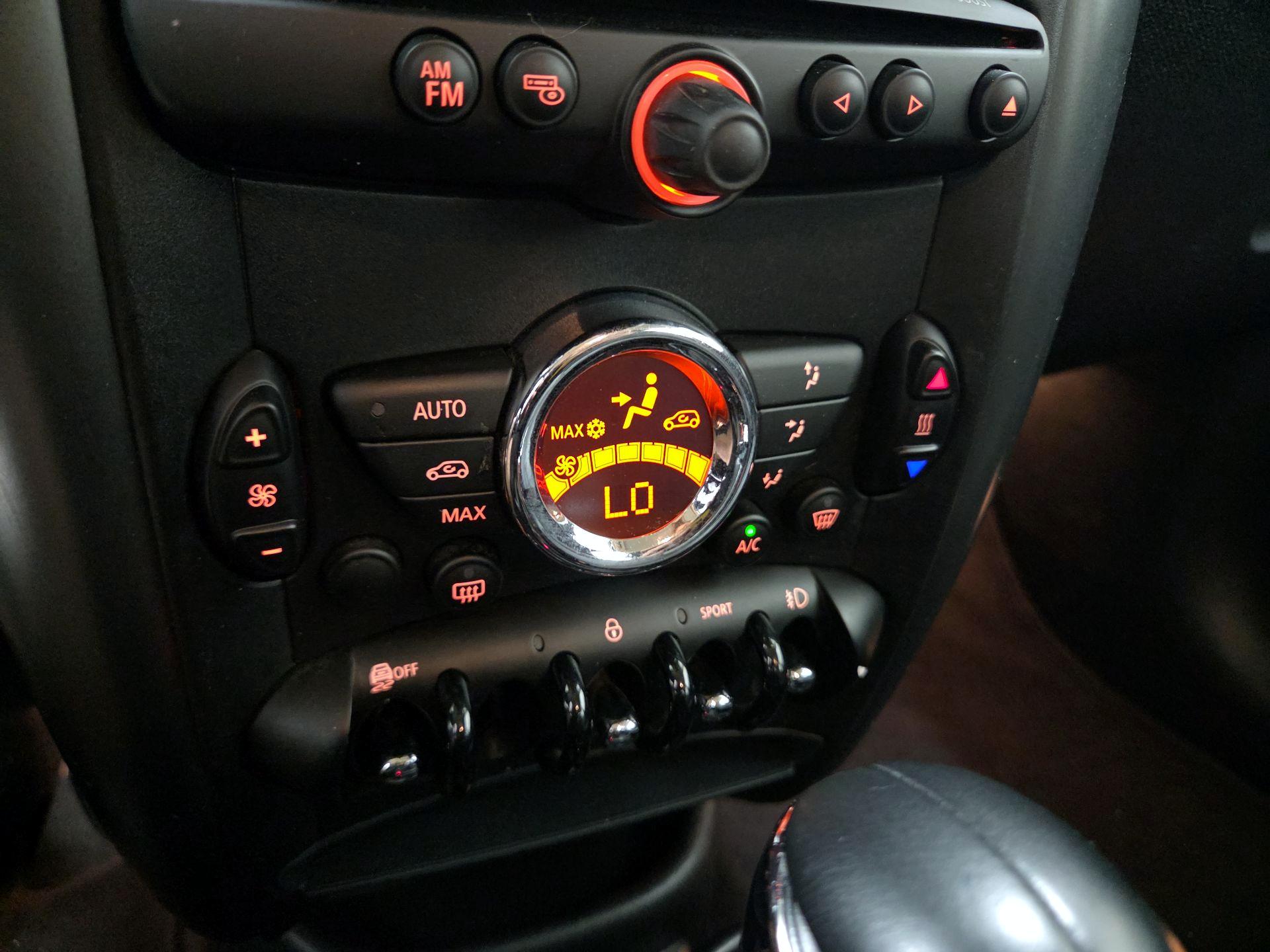 Thumbnail: 2016 MINI Cooper Countryman - 14