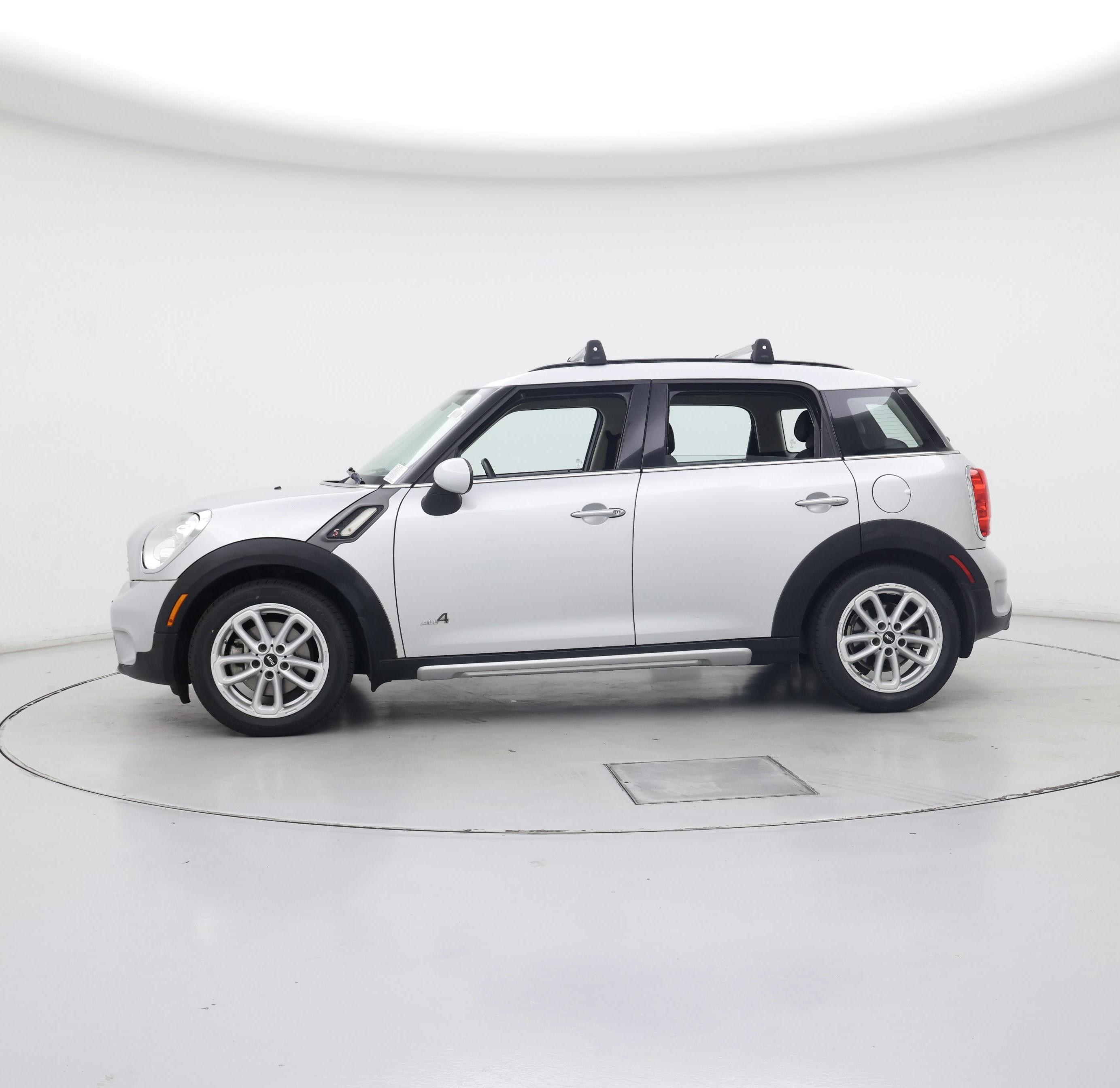 Thumbnail: 2016 MINI Cooper Countryman - 3