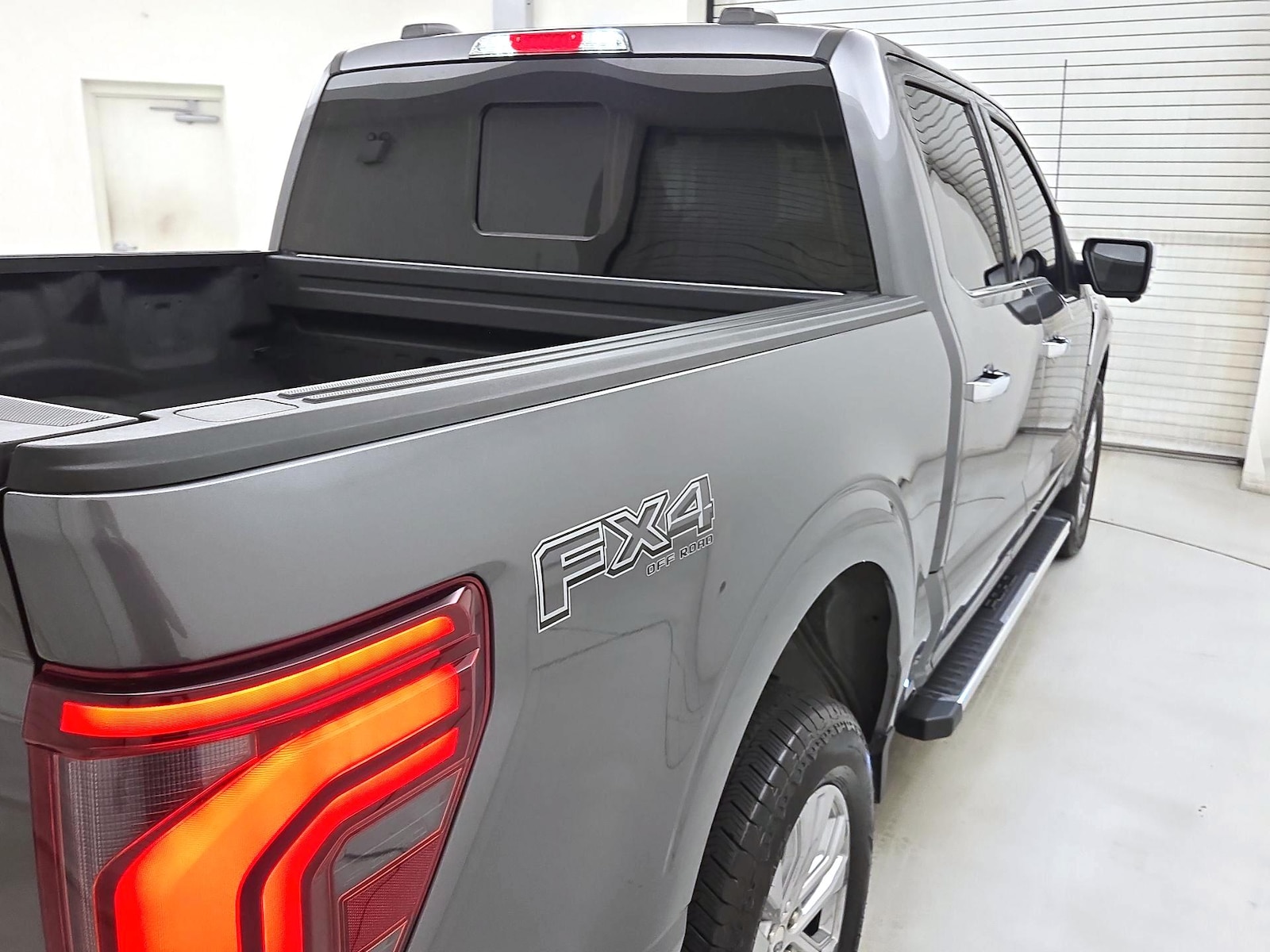 2024 Ford F-150 Lariat - Photo 5