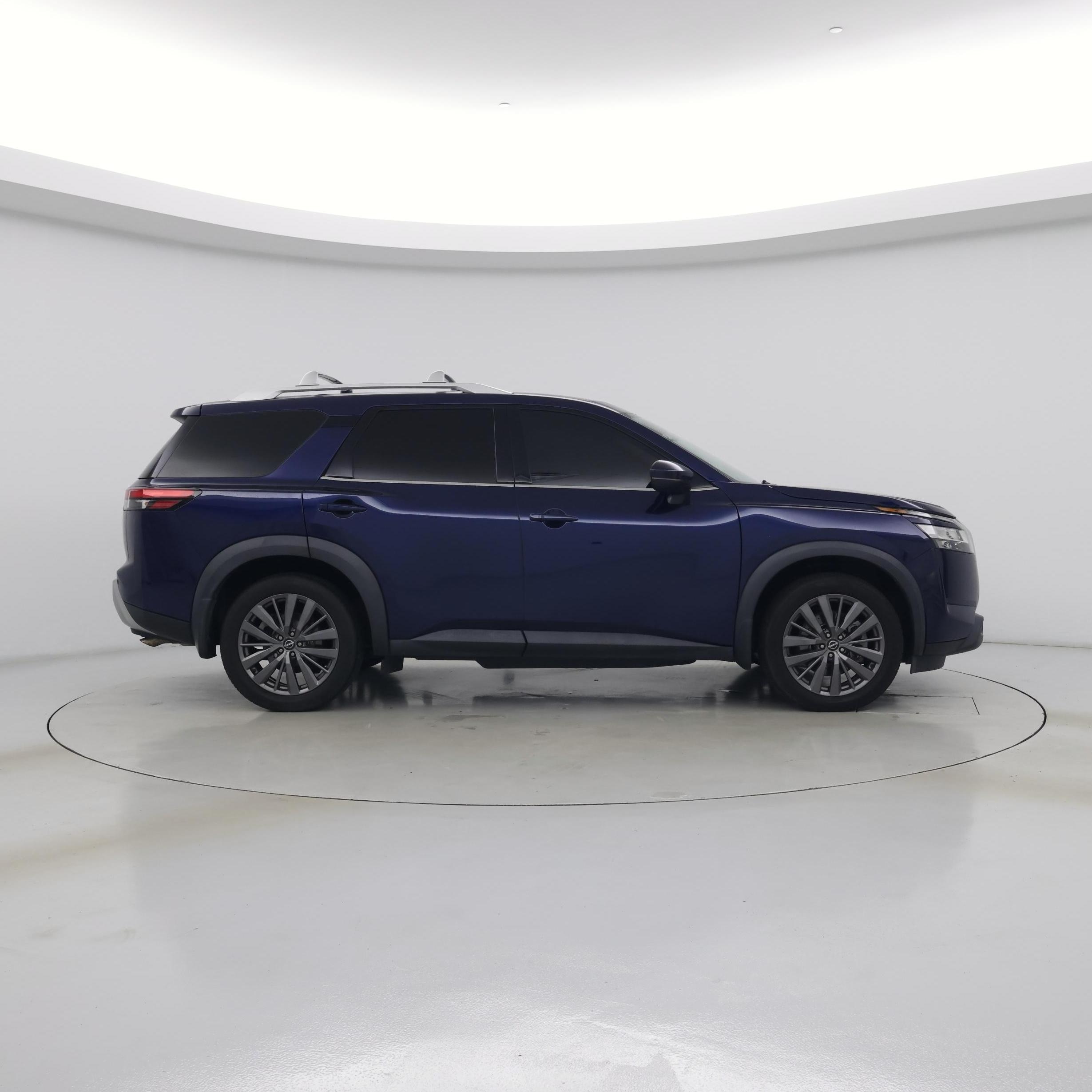 Thumbnail: 2022 Nissan Pathfinder - 7