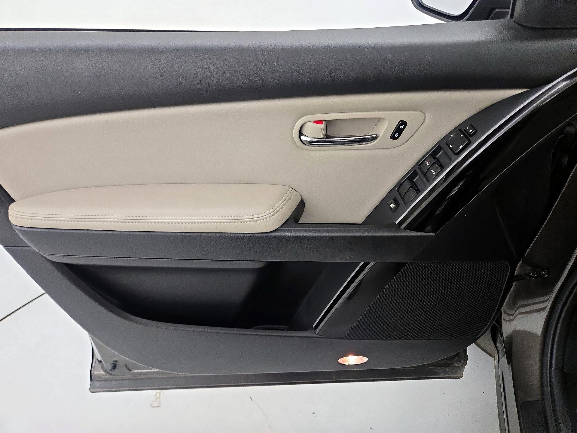 Thumbnail: 2015 Mazda CX-9 - 12