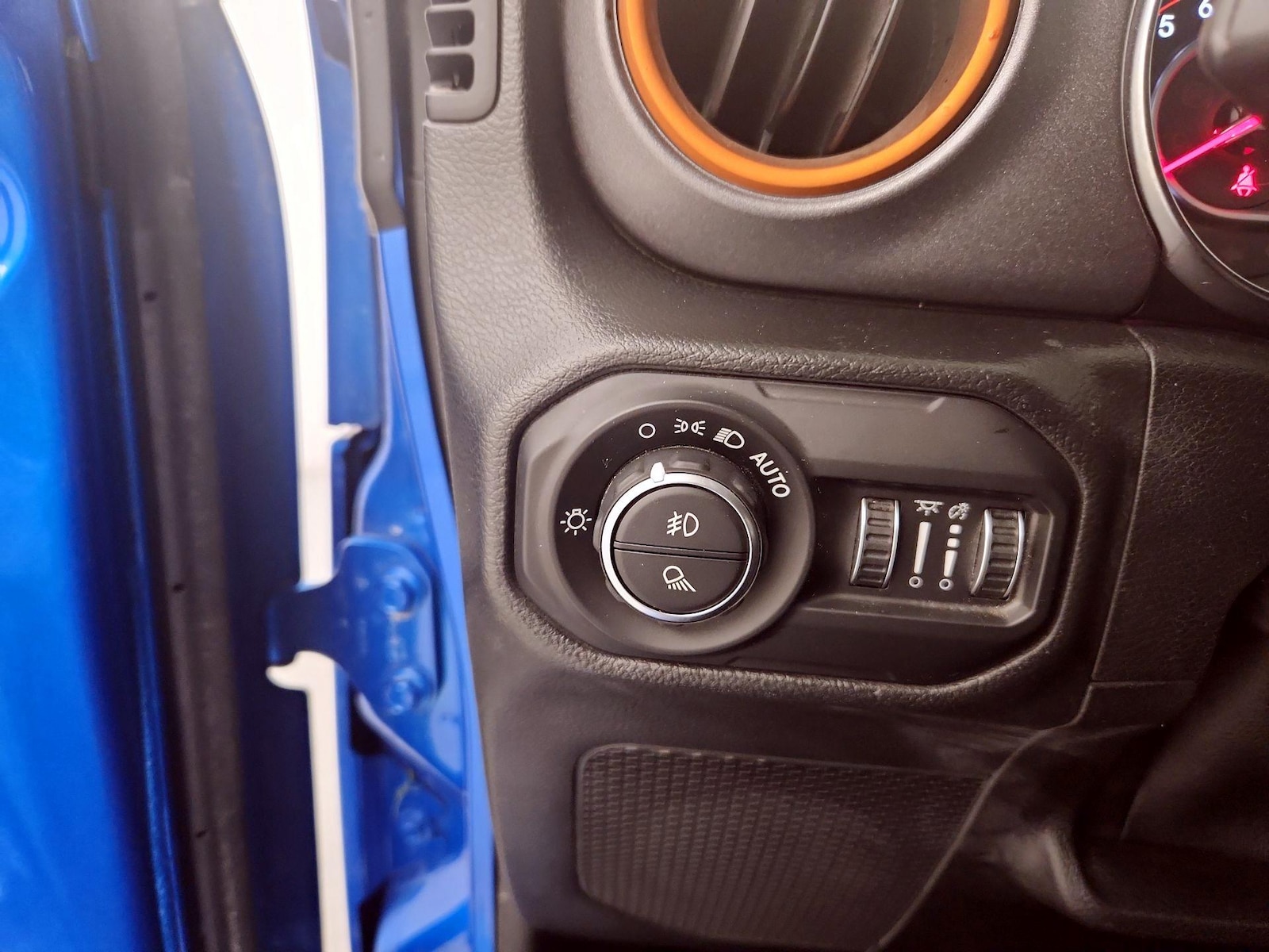2021 Jeep Gladiator Mojave - Photo 14