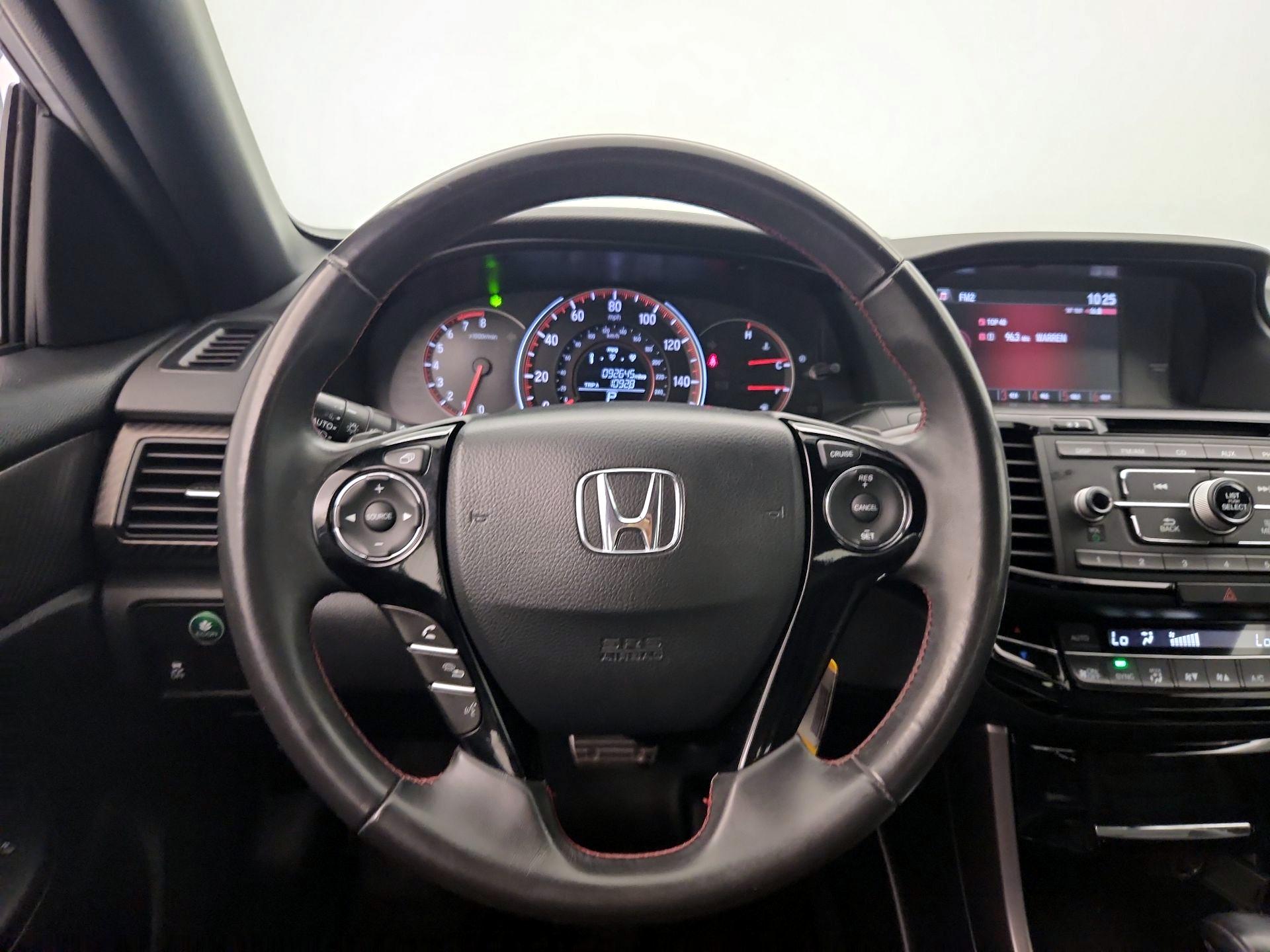 Thumbnail: 2017 Honda Accord - 10