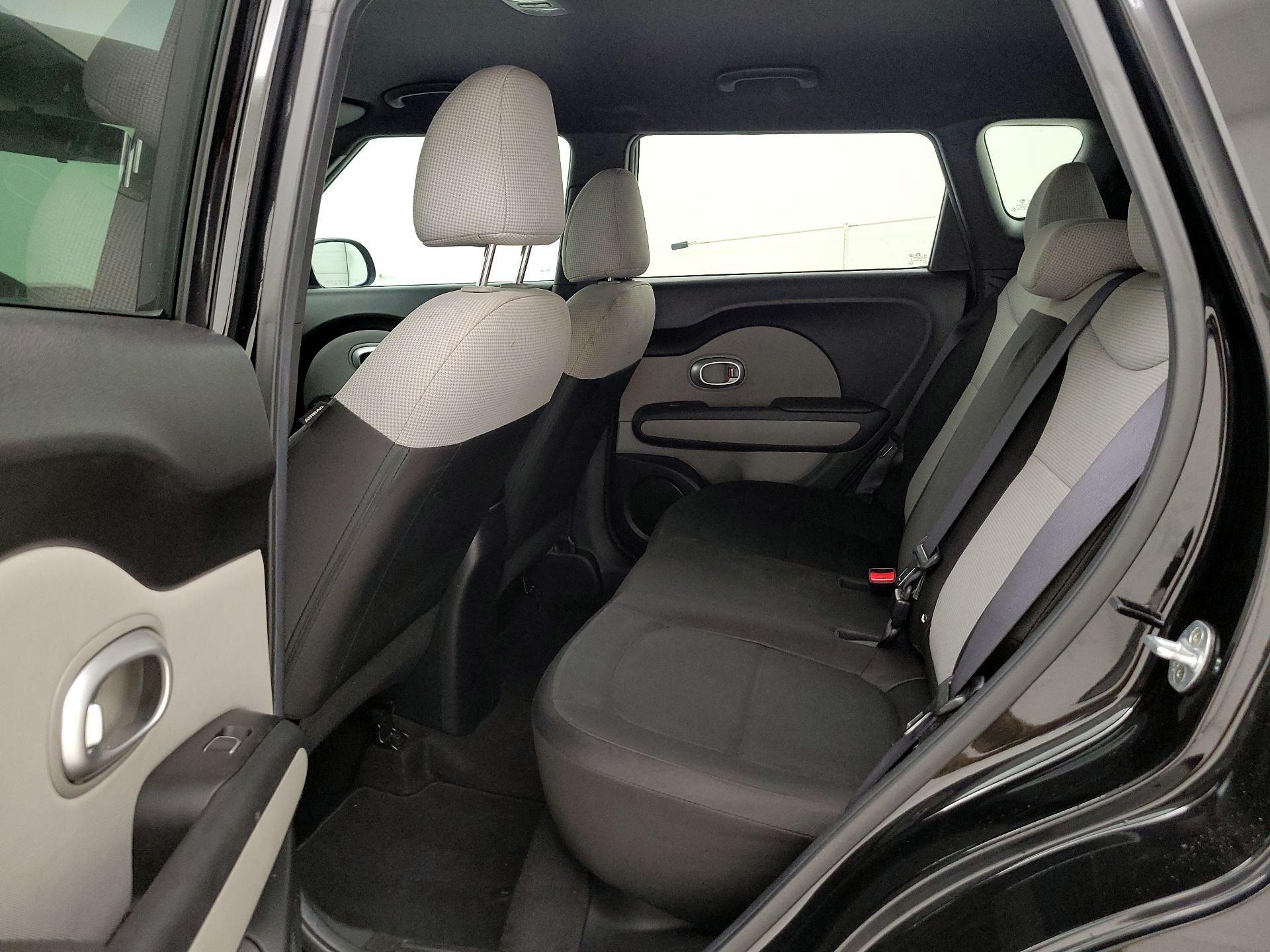 Thumbnail: 2018 Kia Soul - 18