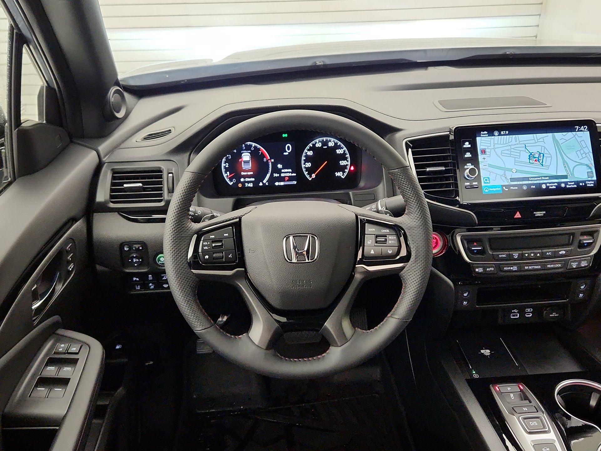 Thumbnail: 2026 Honda Ridgeline - 10