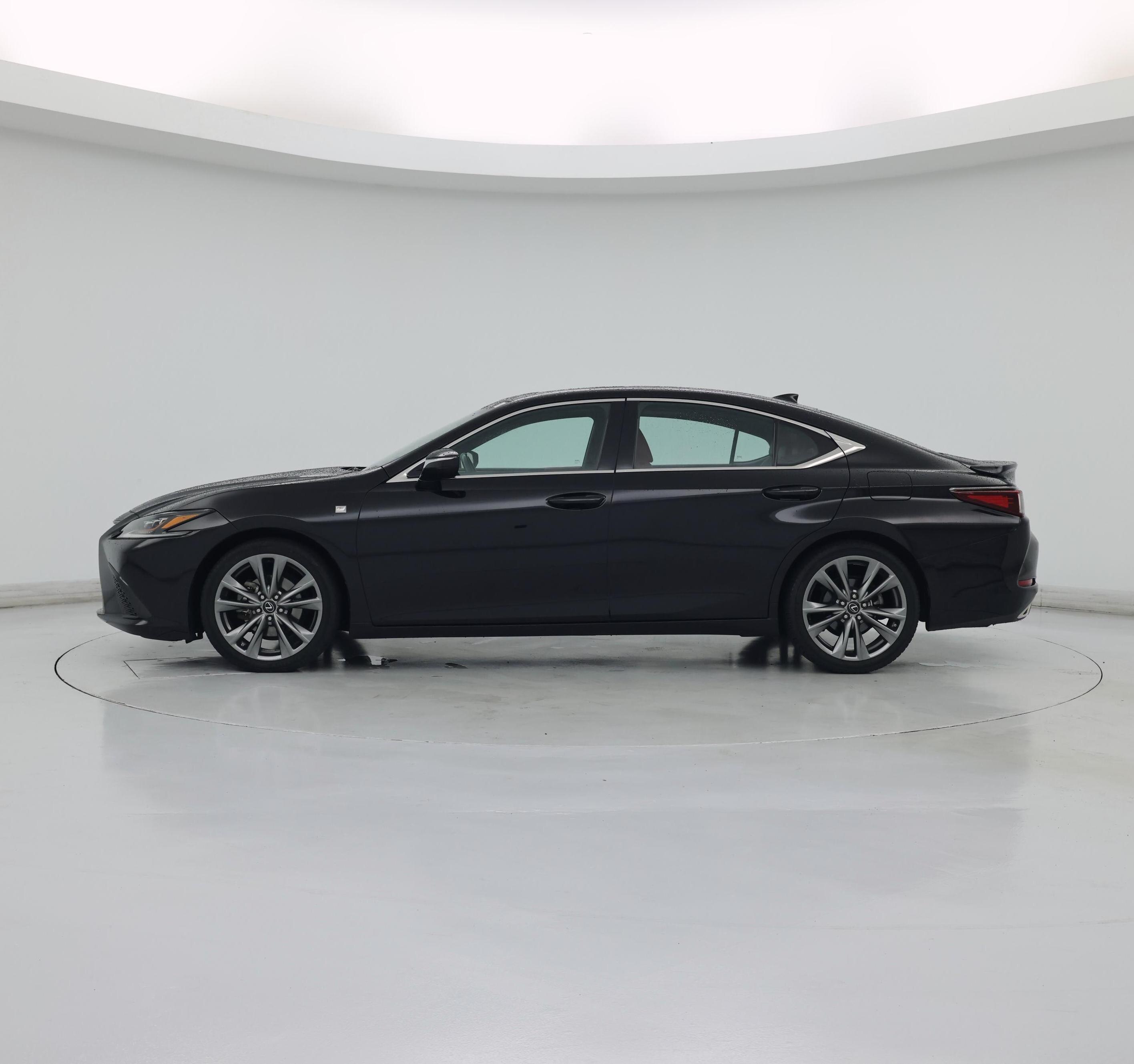 Thumbnail: 2019 Lexus ES - 3