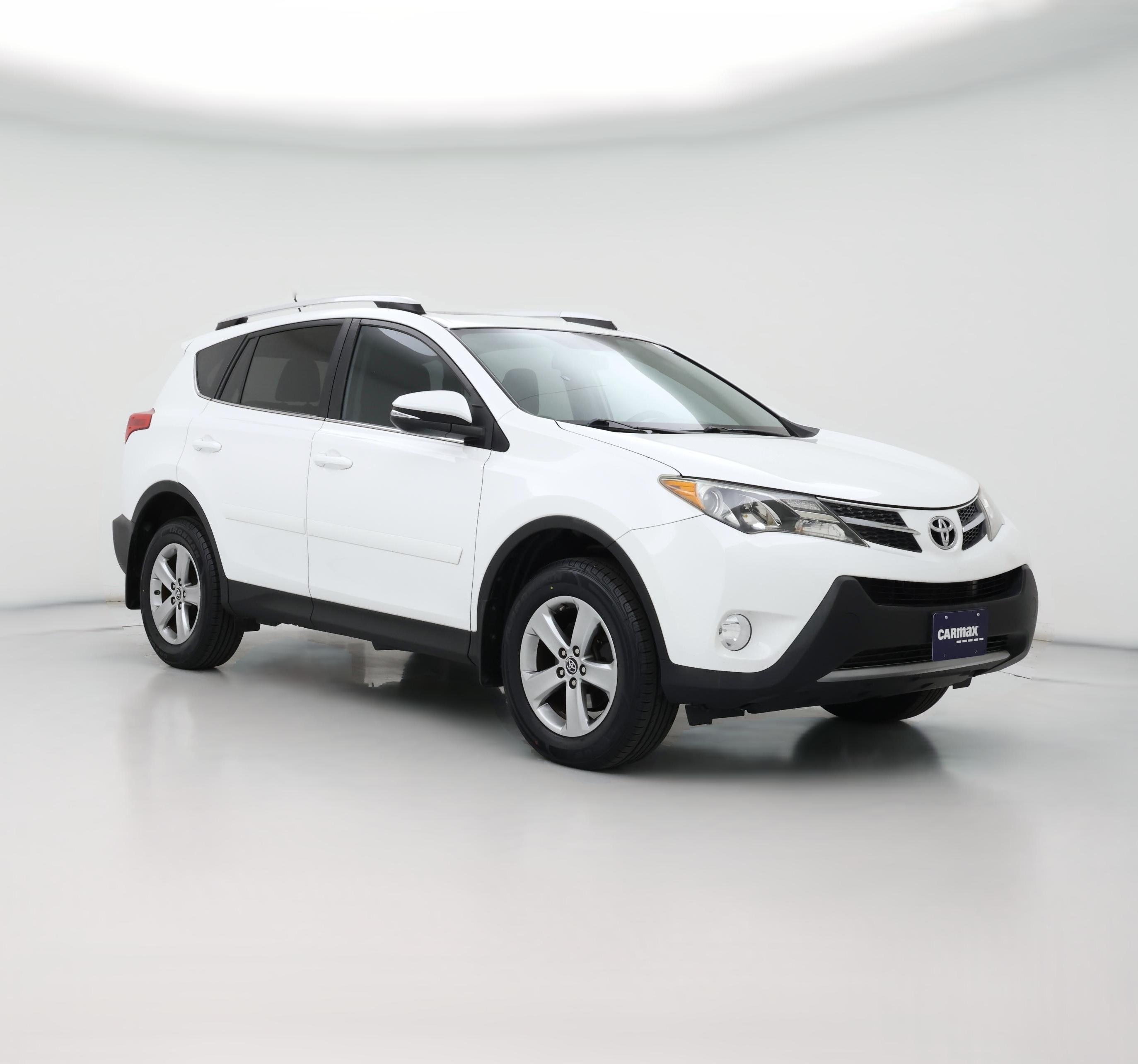 Thumbnail: 2015 Toyota RAV4 - 1