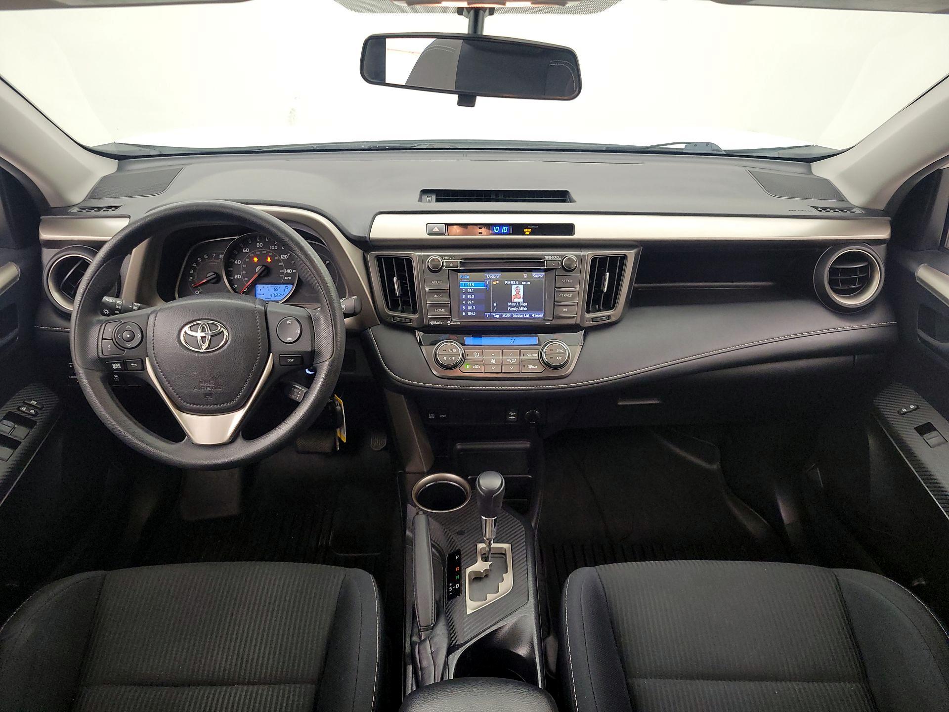 Thumbnail: 2015 Toyota RAV4 - 9