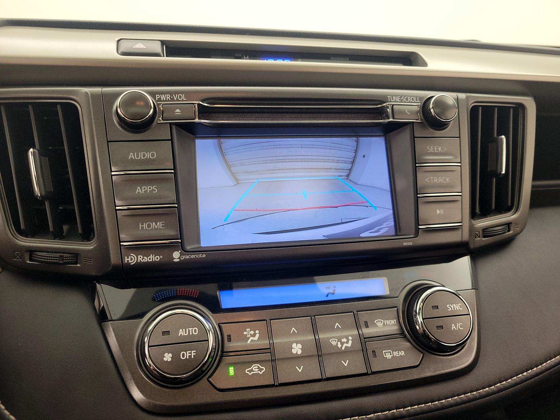 Thumbnail: 2015 Toyota RAV4 - 14
