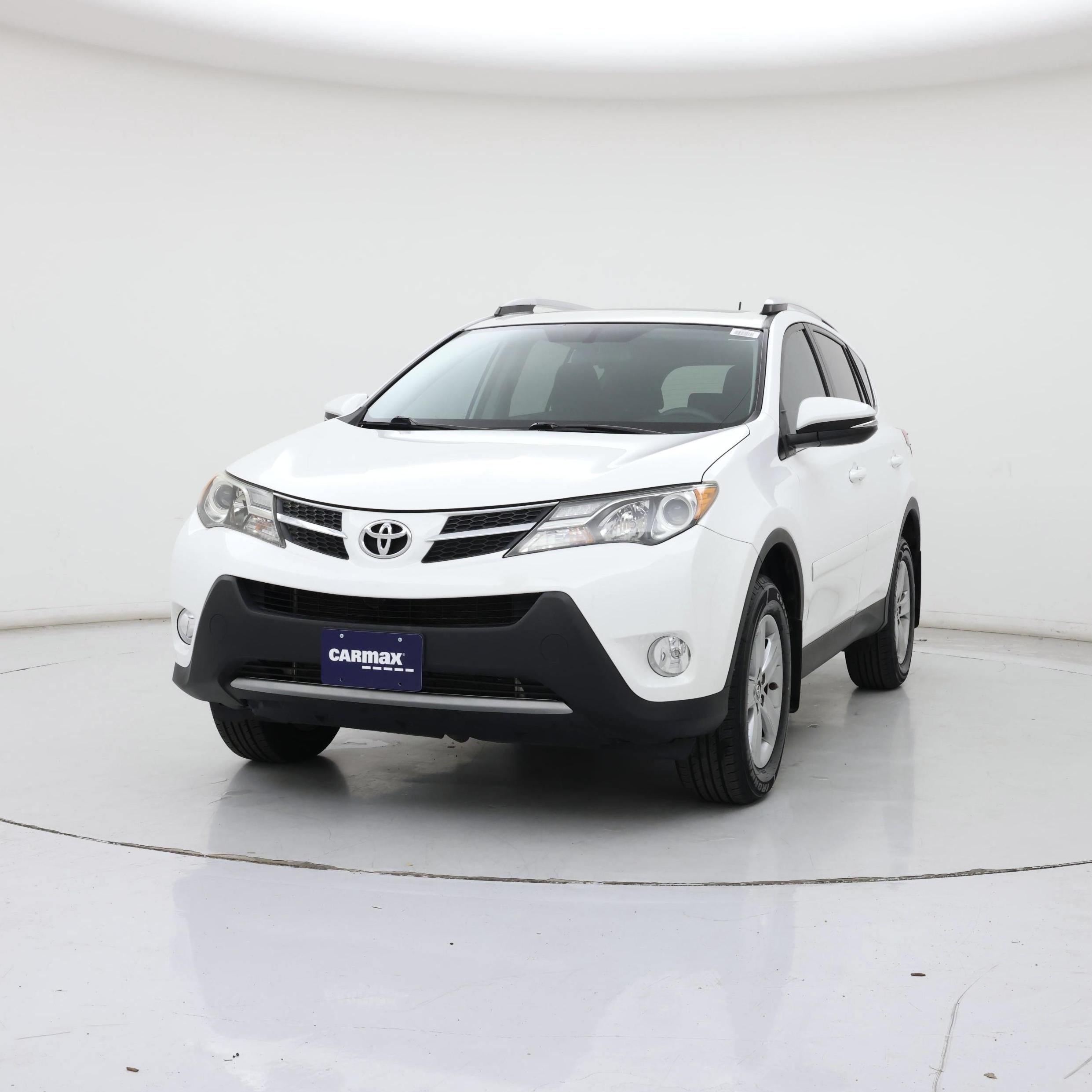 Thumbnail: 2015 Toyota RAV4 - 4