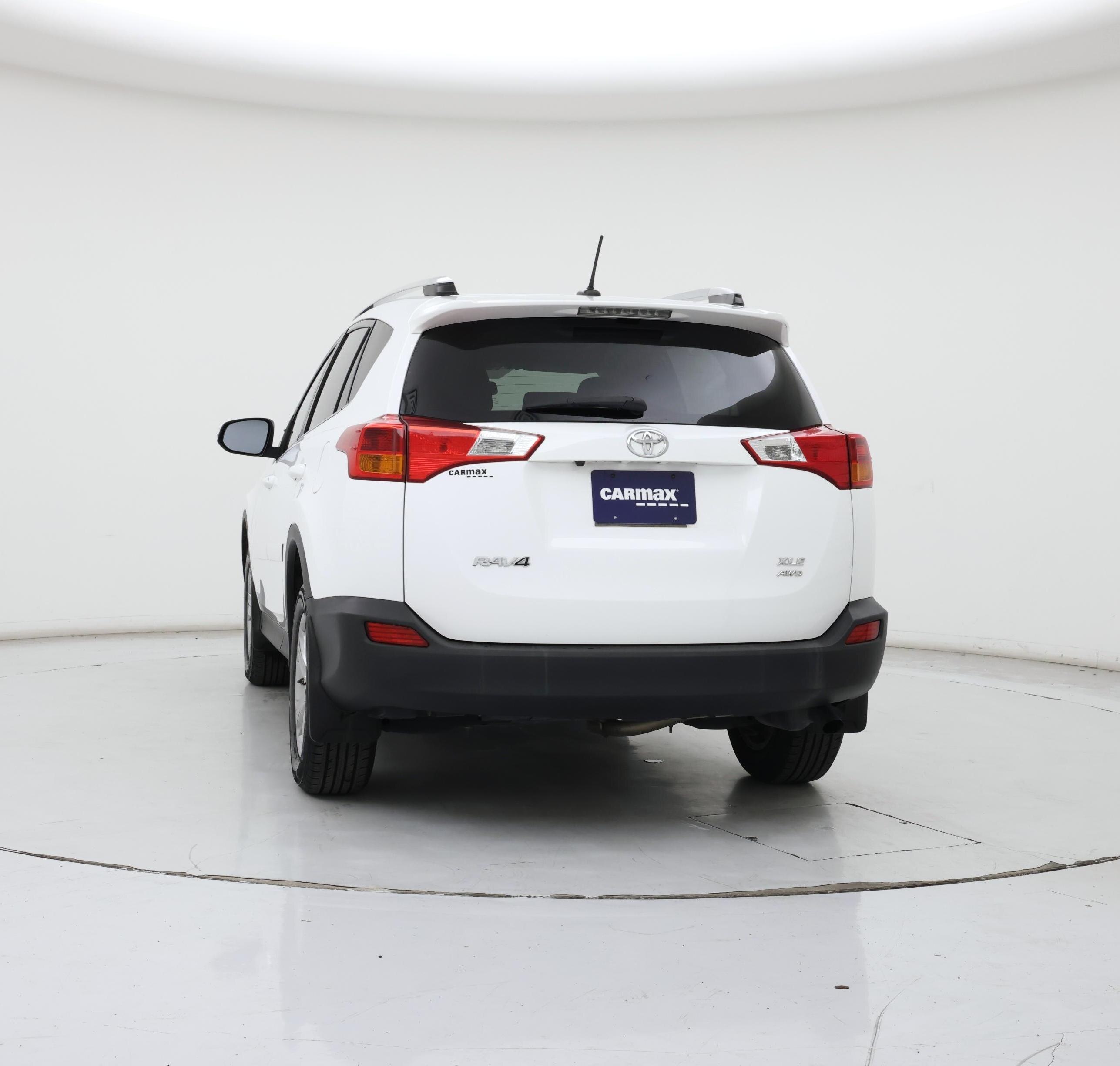 Thumbnail: 2015 Toyota RAV4 - 6