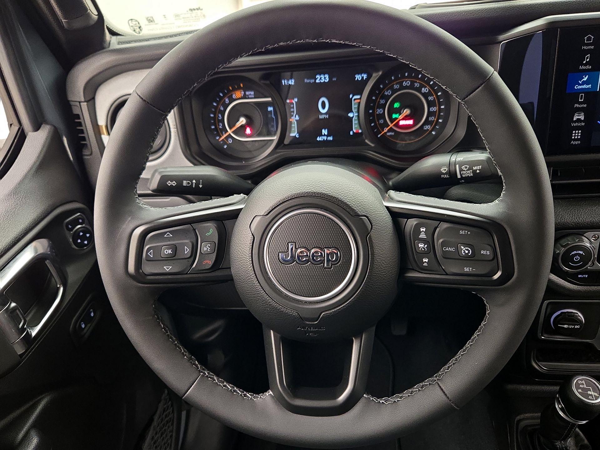 Thumbnail: 2025 Jeep Wrangler - 10
