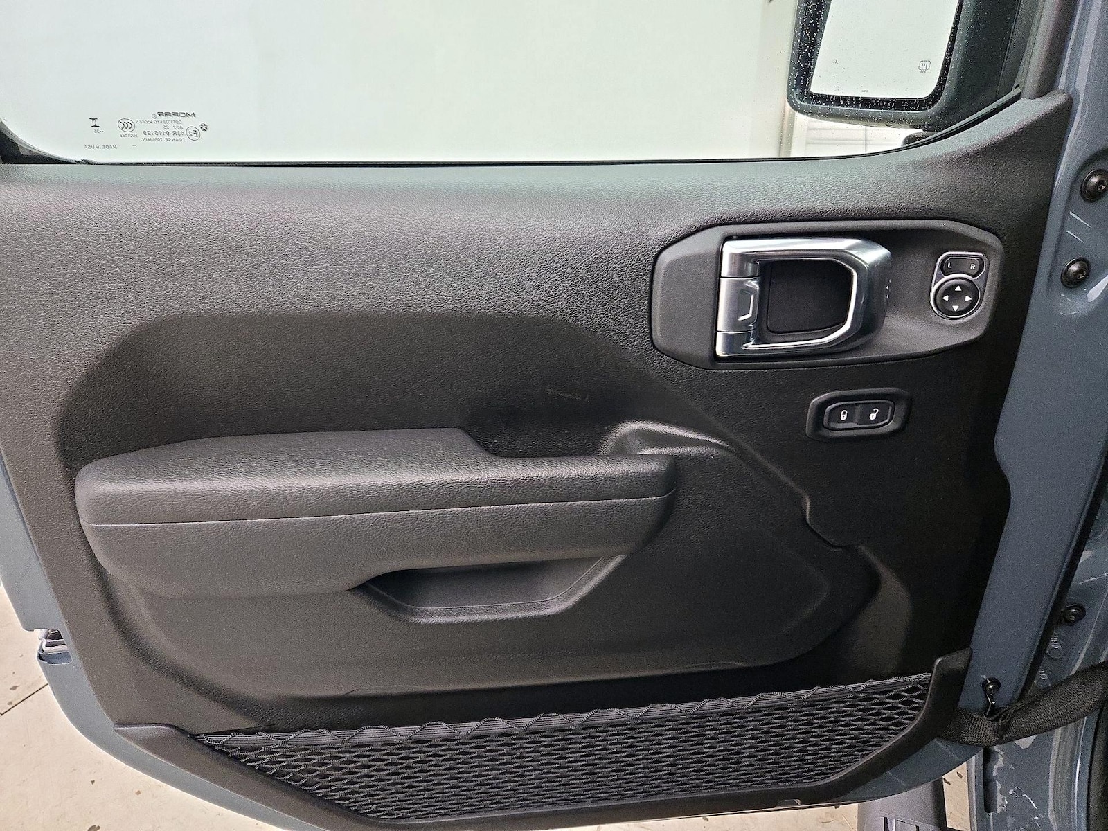 2025 Jeep Wrangler 2-Door Sport S - Photo 13