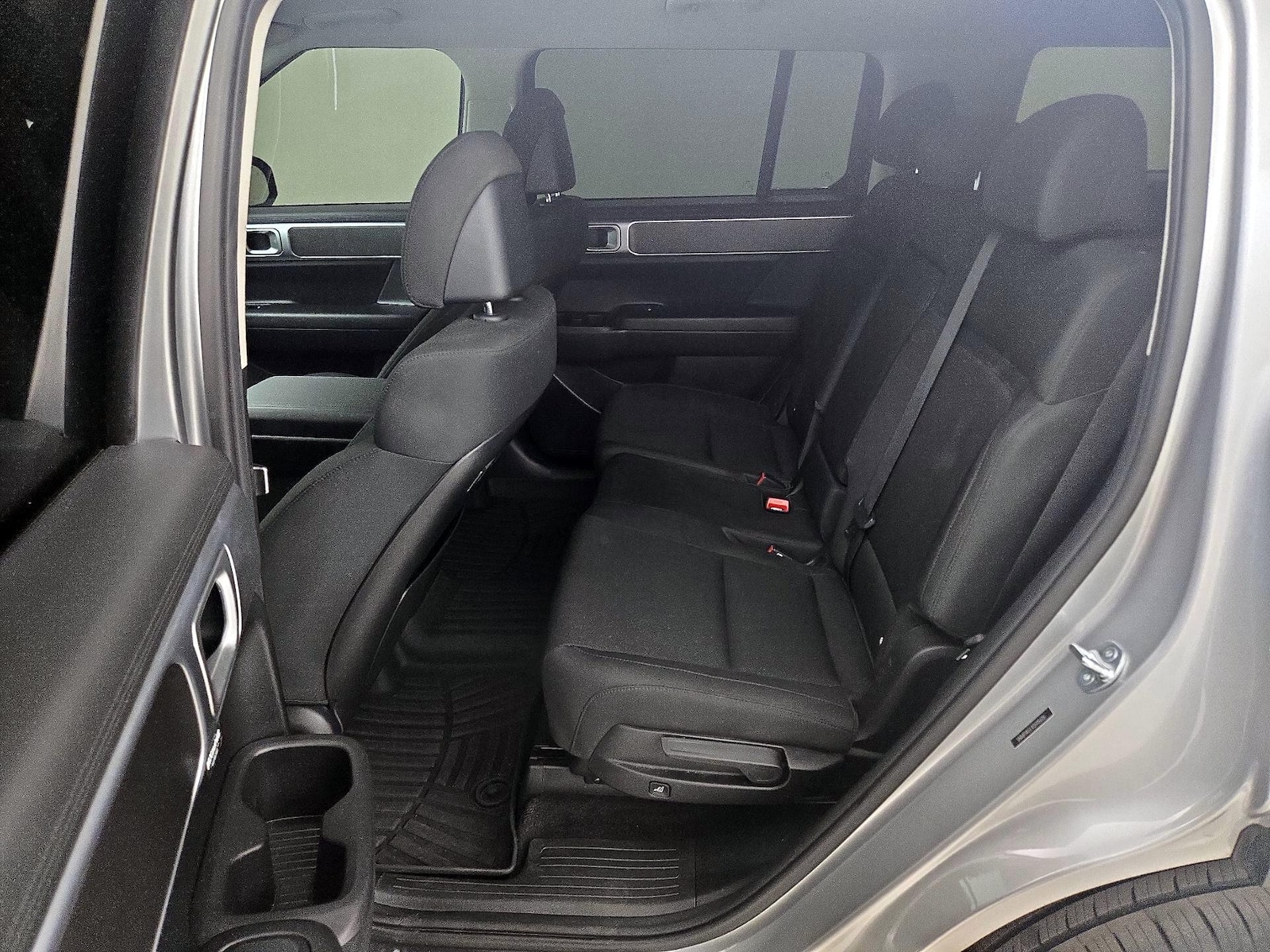 2025 Hyundai Santa Fe SE - Photo 20