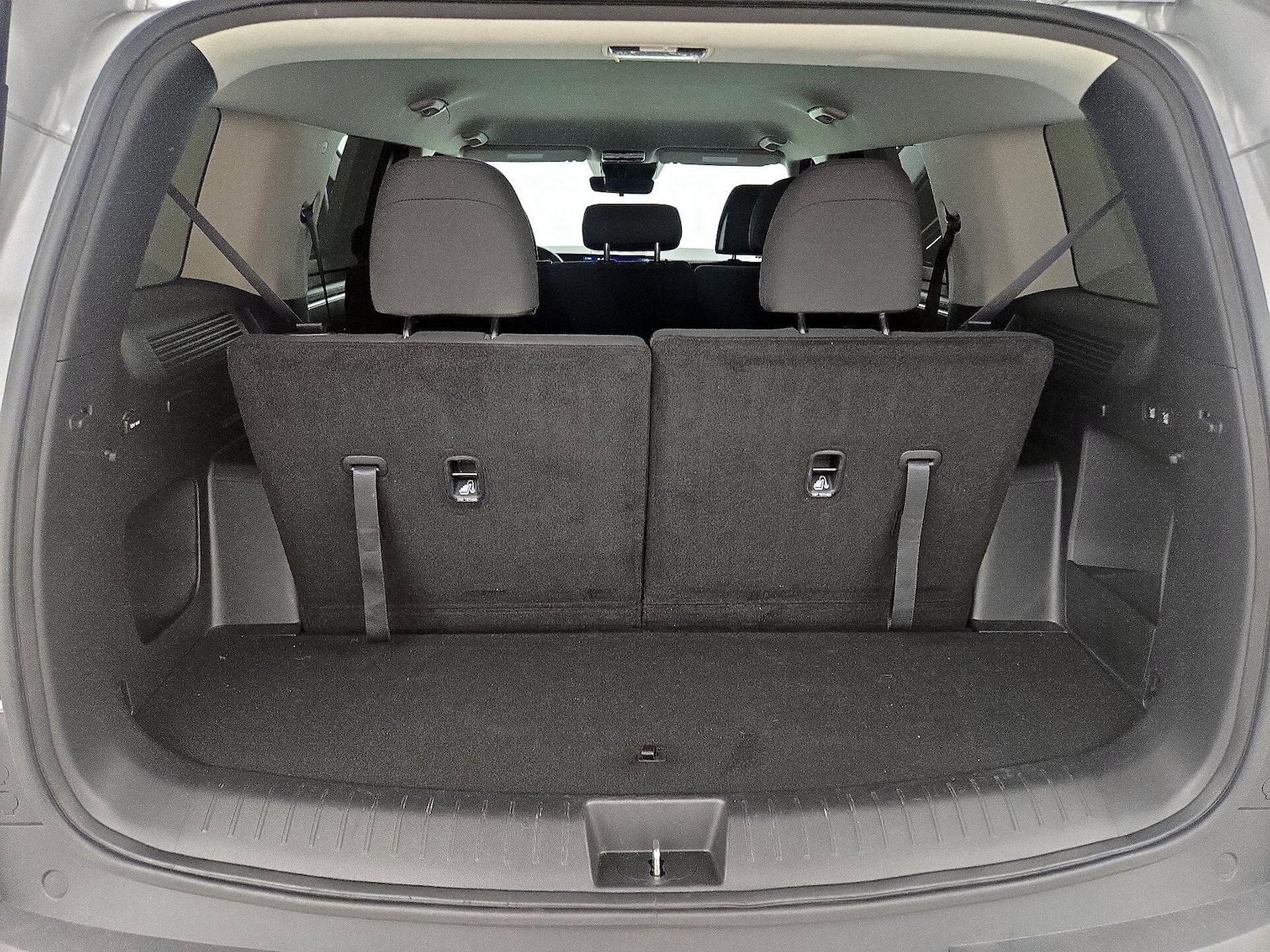 2025 Hyundai Santa Fe SE - Photo 22