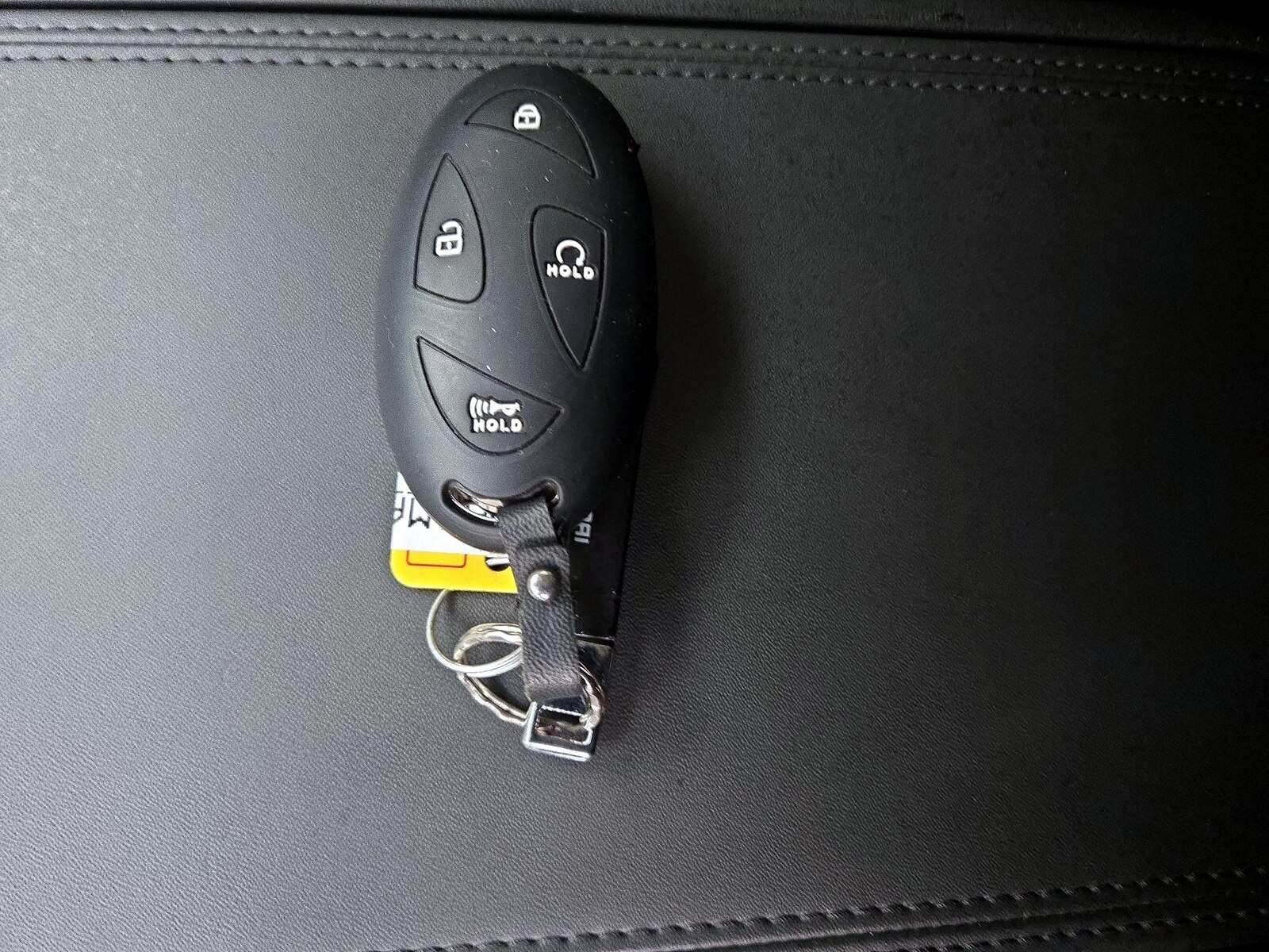 2025 Hyundai Santa Fe SE - Photo 25