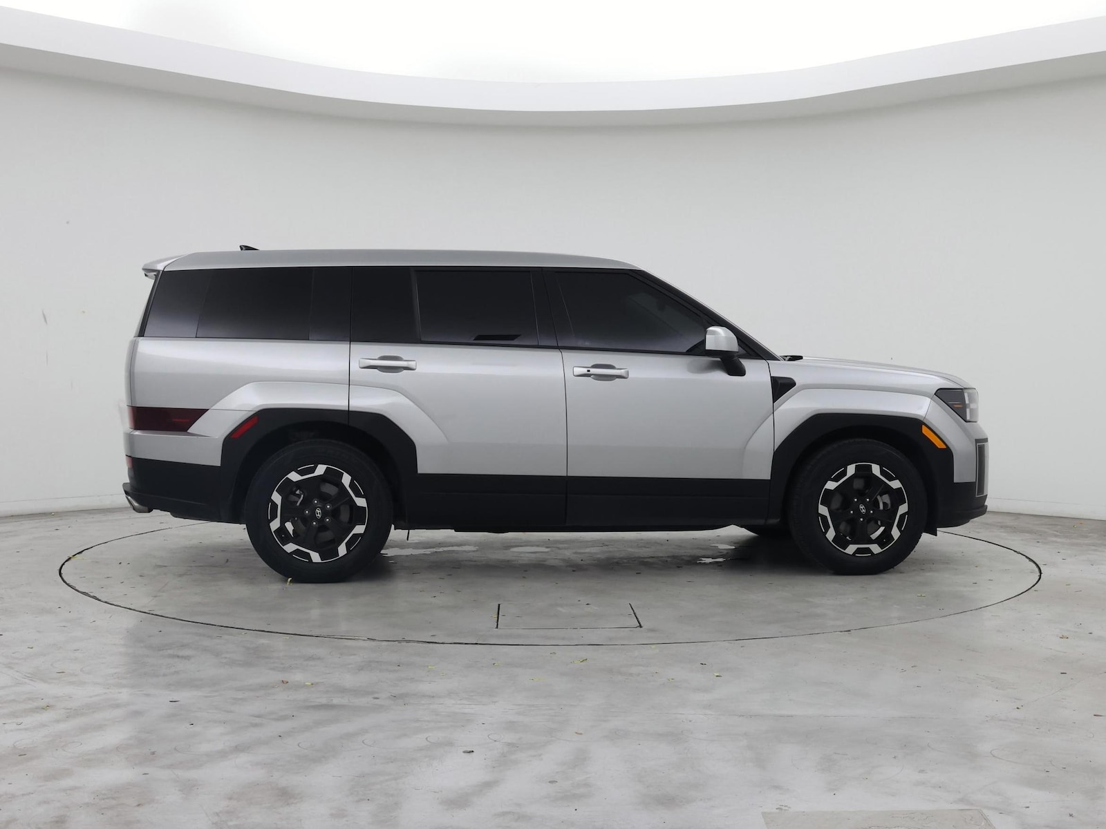 2025 Hyundai Santa Fe SE - Photo 8