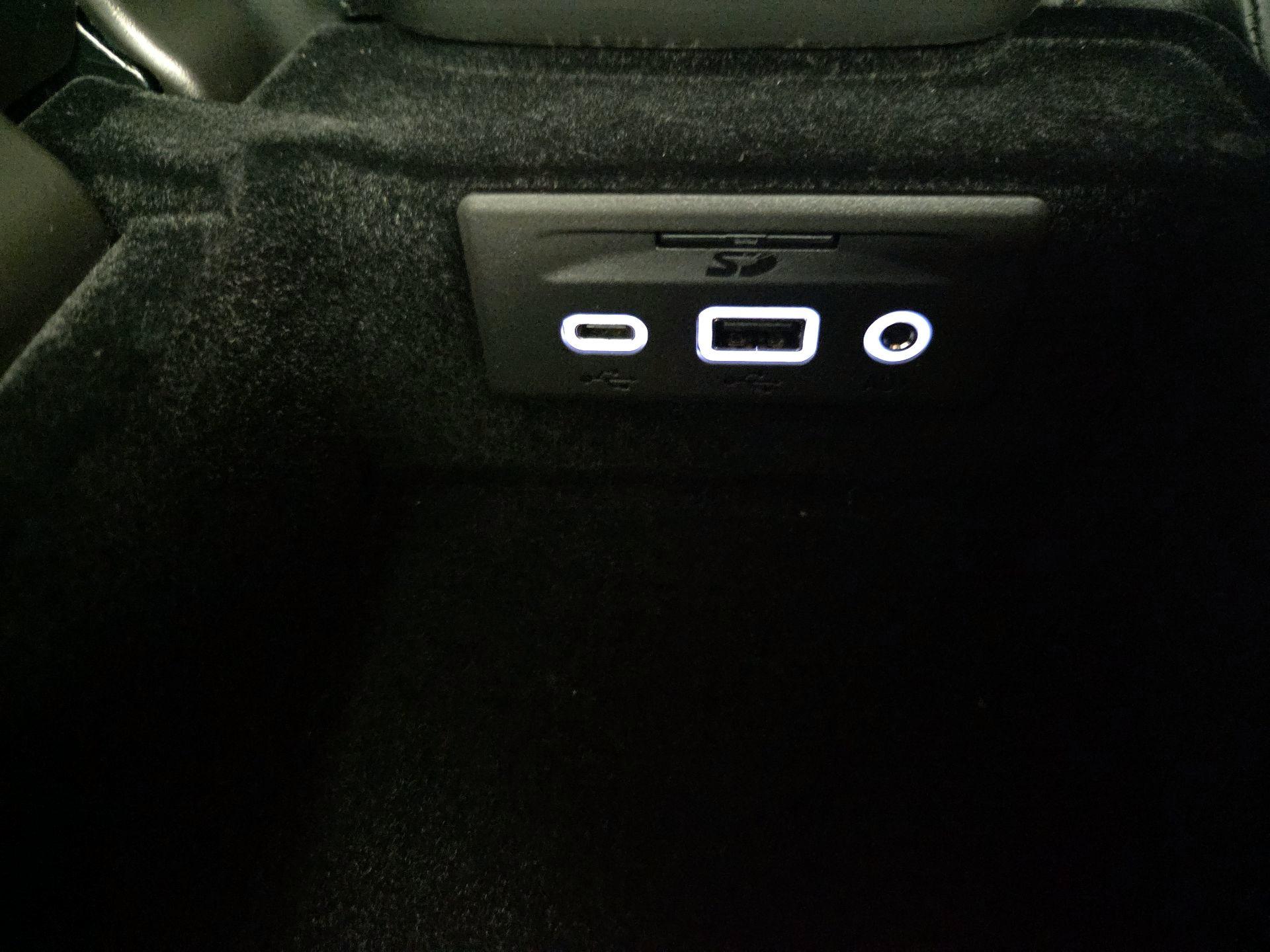 Thumbnail: 2021 Chevrolet Corvette - 18