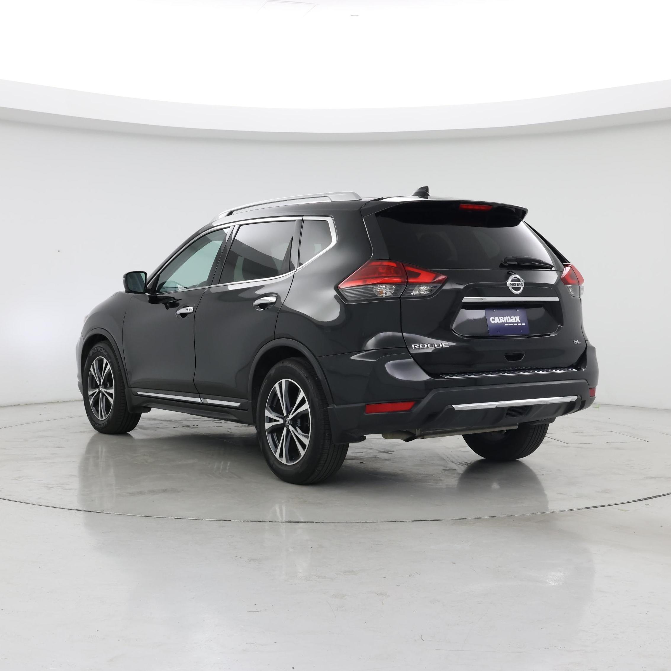 Thumbnail: 2017 Nissan Rogue - 2