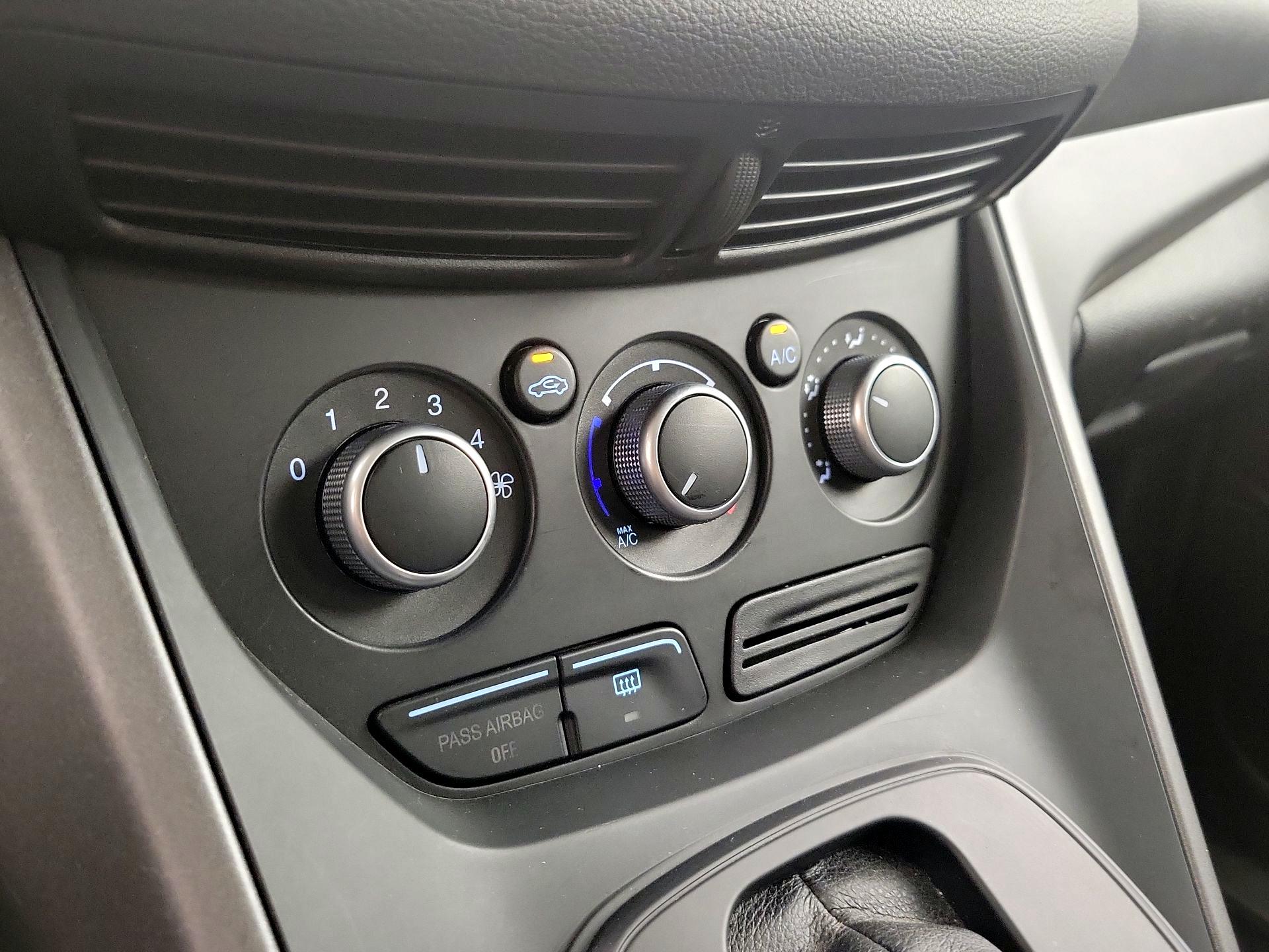 Thumbnail: 2014 Ford Escape - 16