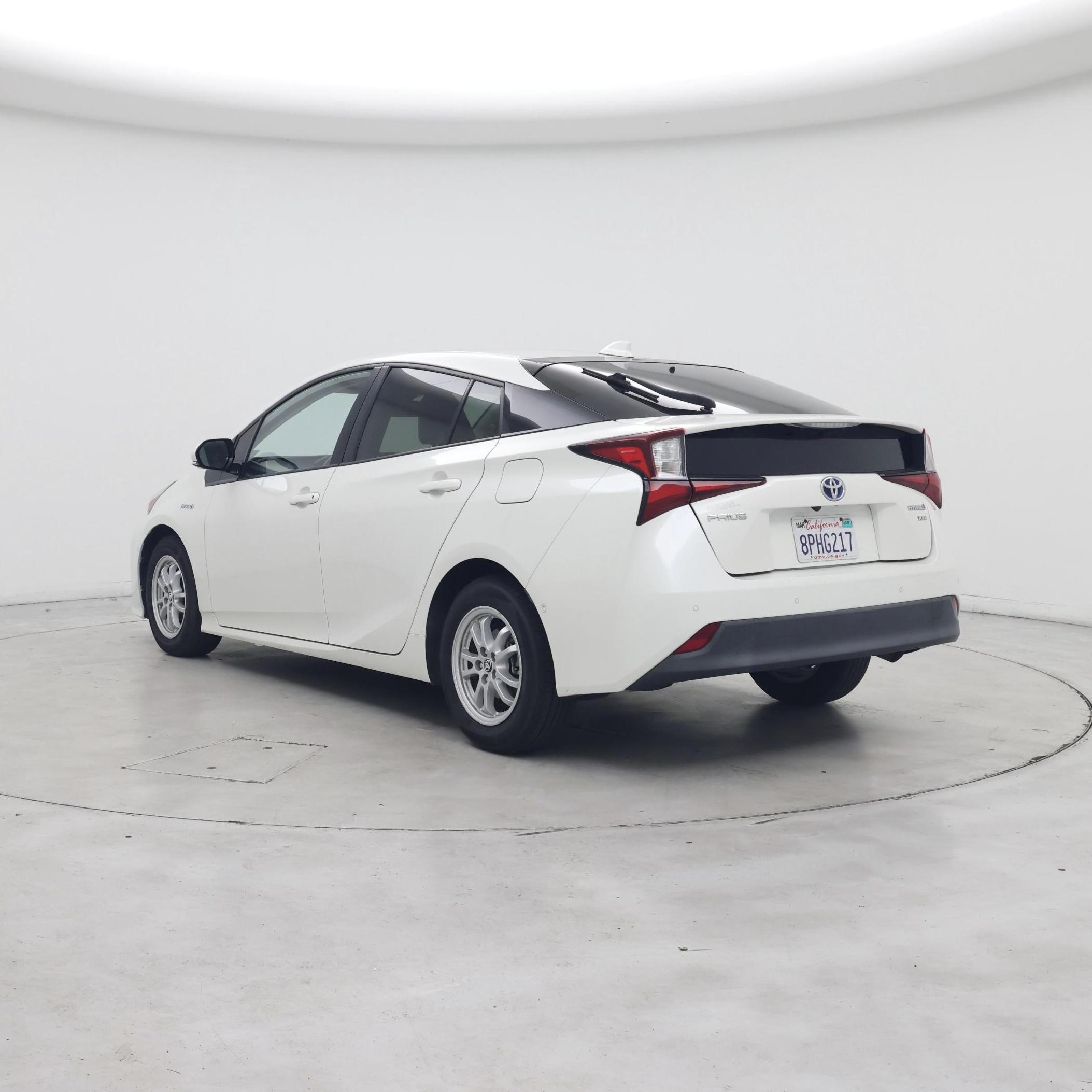Thumbnail: 2020 Toyota Prius - 2