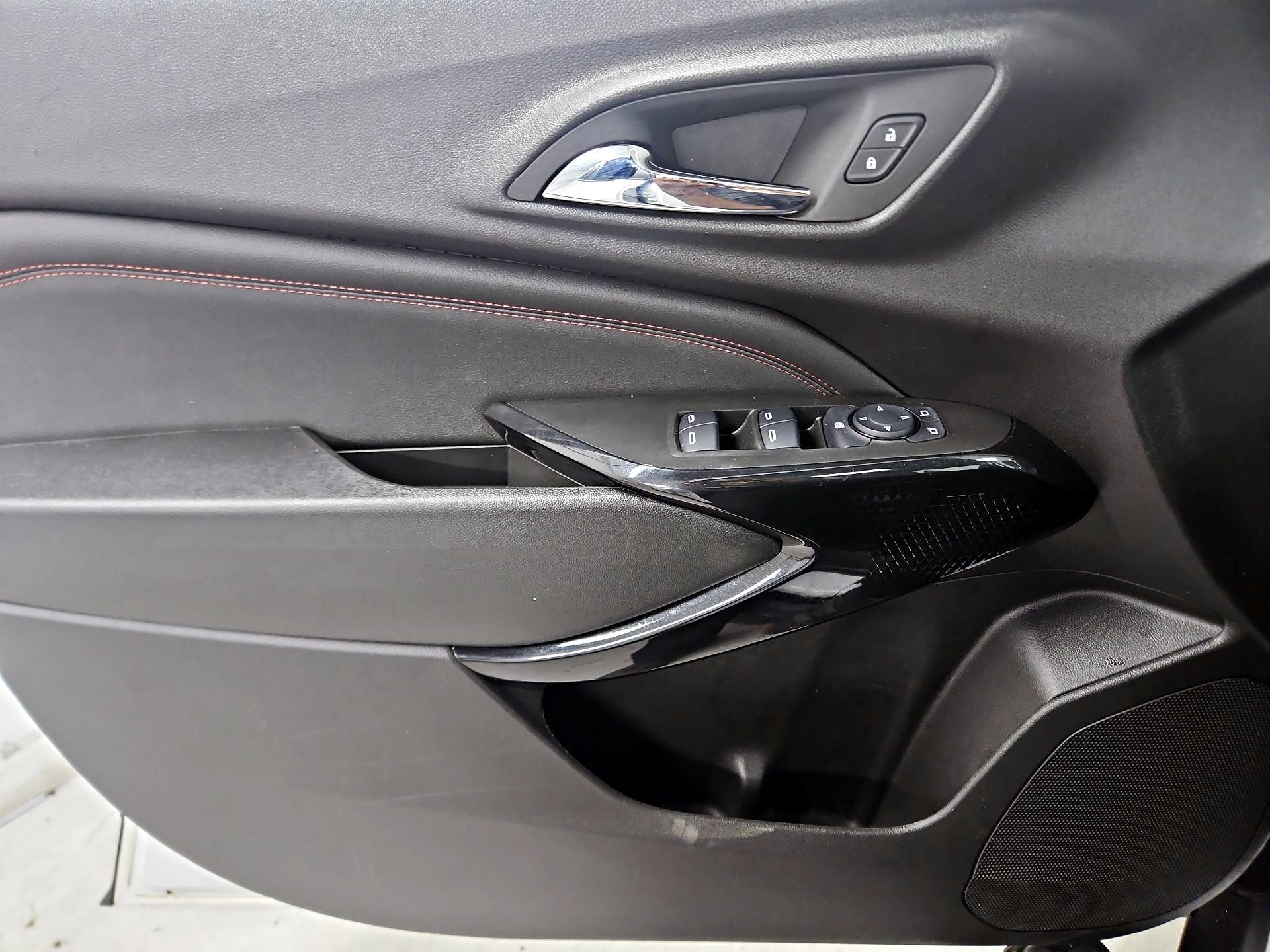 Thumbnail: 2025 Chevrolet Trax - 12