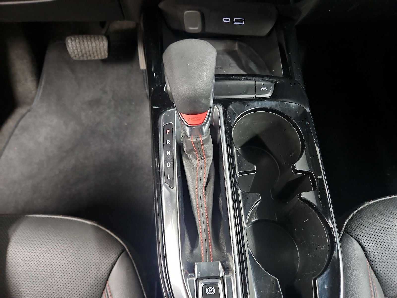 2025 Chevrolet Trax RS - Photo 18