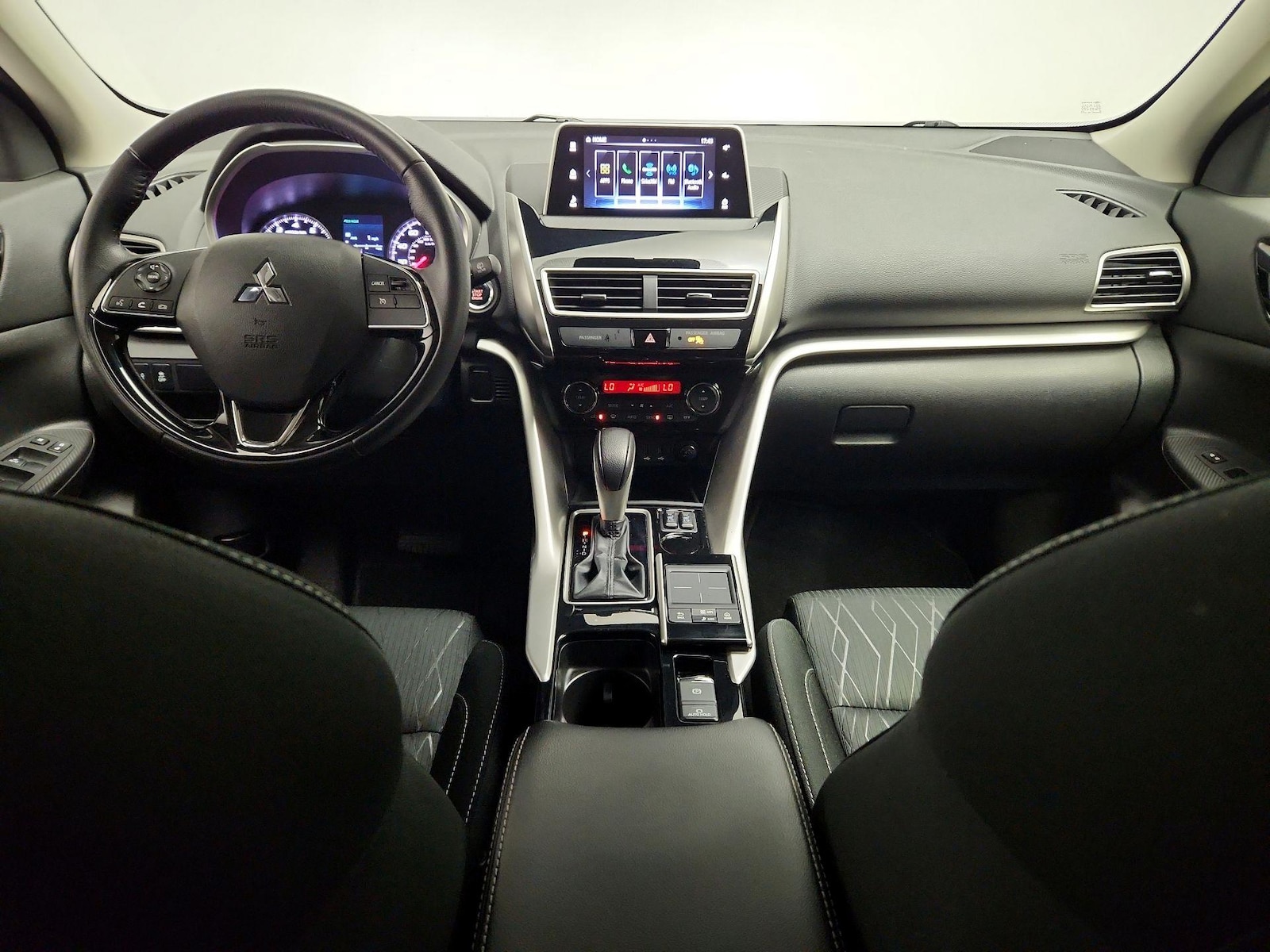 2020 Mitsubishi Eclipse Cross SE - Photo 10
