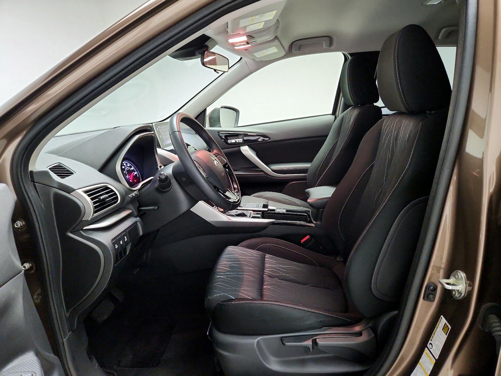 2020 Mitsubishi Eclipse Cross SE - Photo 12