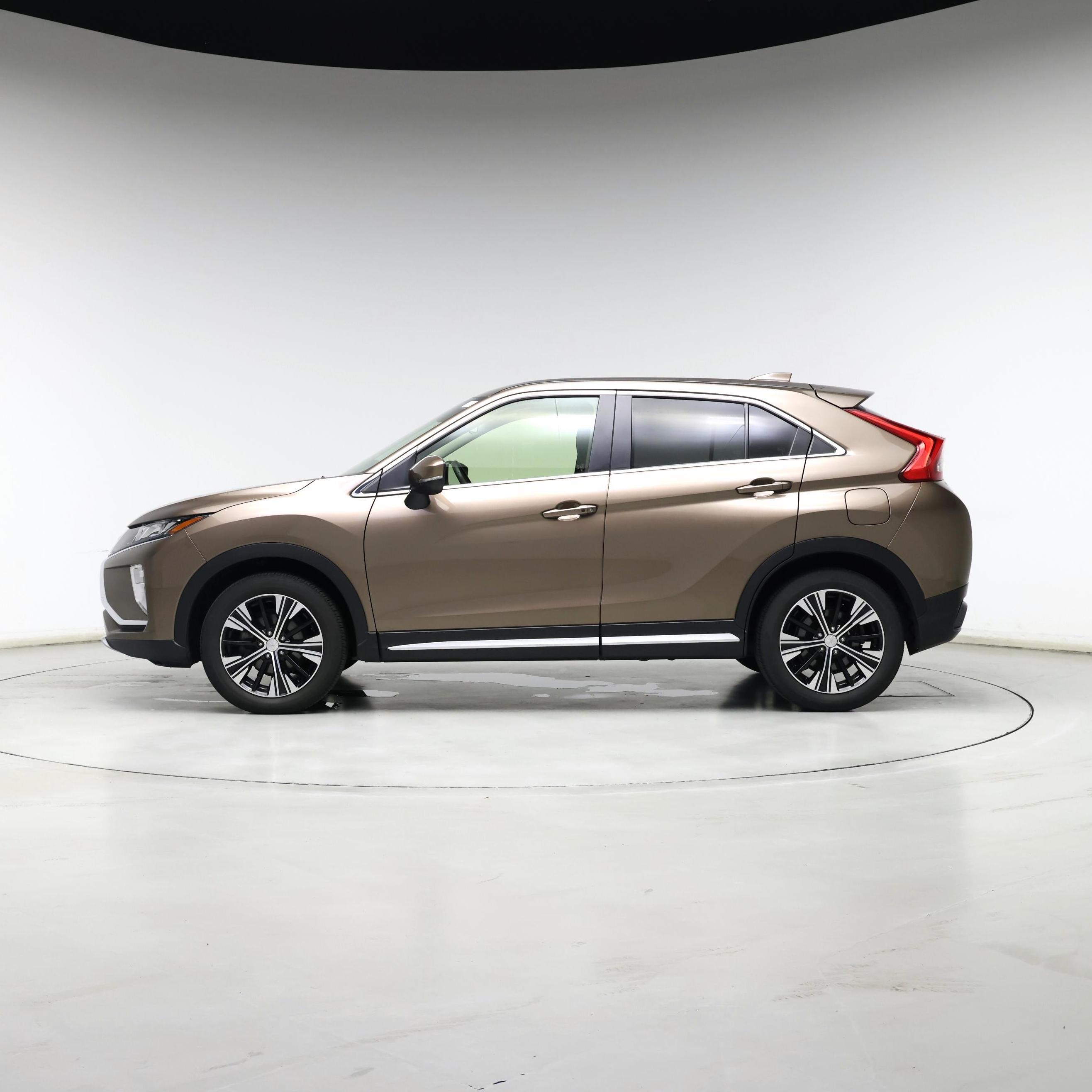 Thumbnail: 2020 Mitsubishi Eclipse Cross - 3