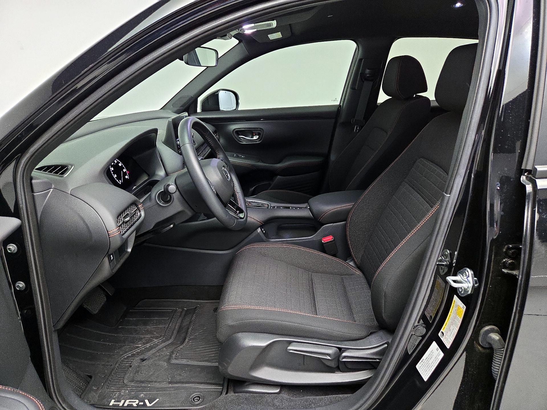 Thumbnail: 2025 Honda HR-V - 11