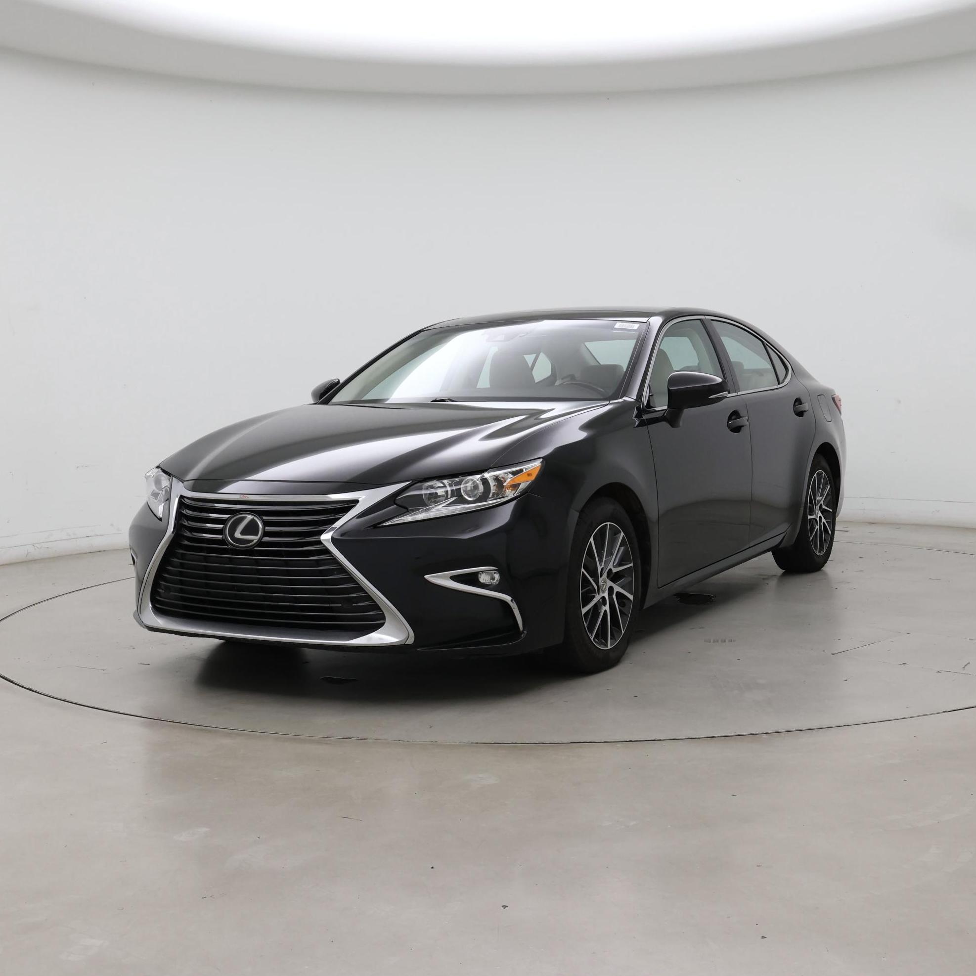 Thumbnail: 2016 Lexus ES - 4