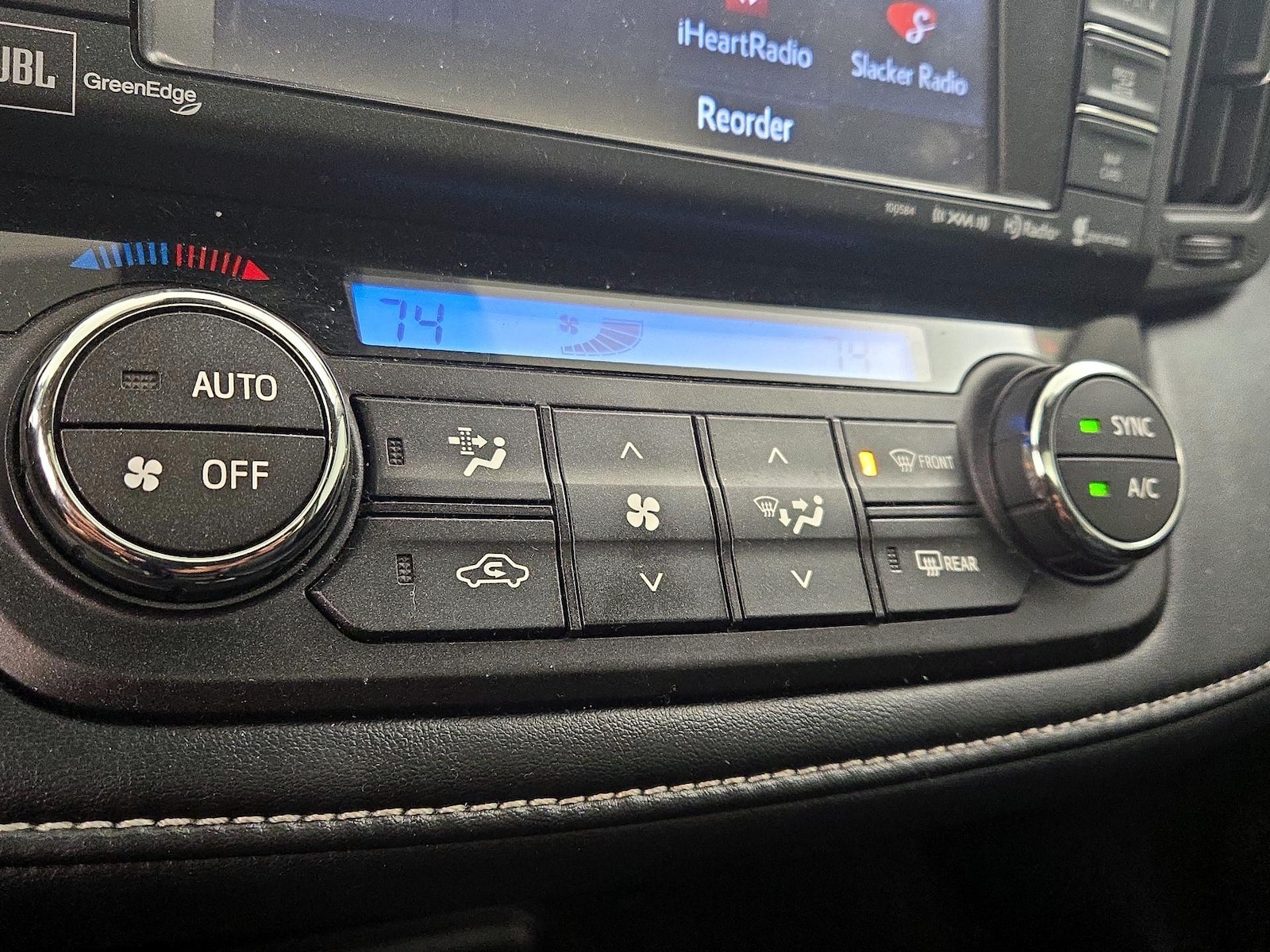 2018 Toyota RAV4 Limited - Photo 17
