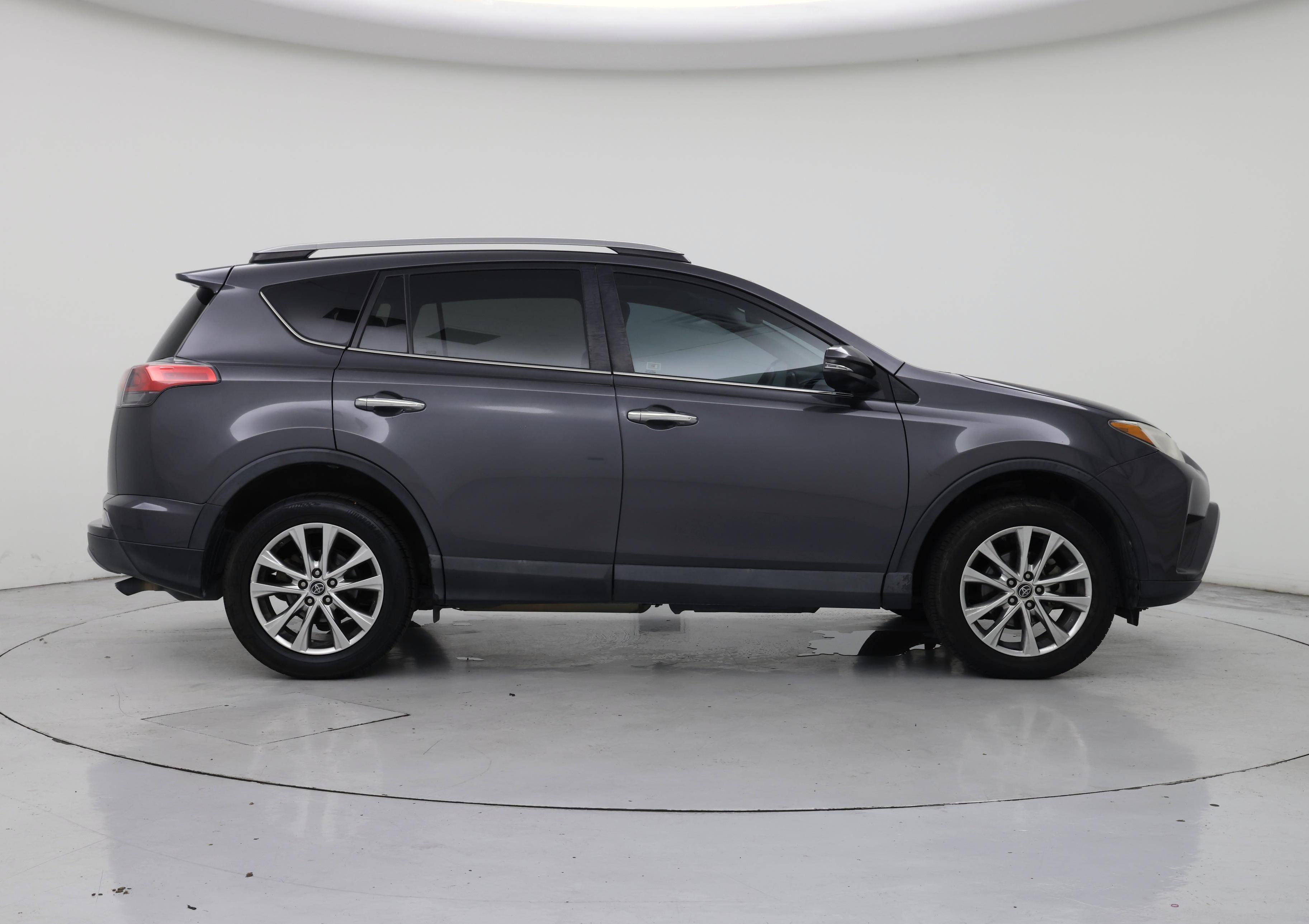 Thumbnail: 2018 Toyota RAV4 - 7