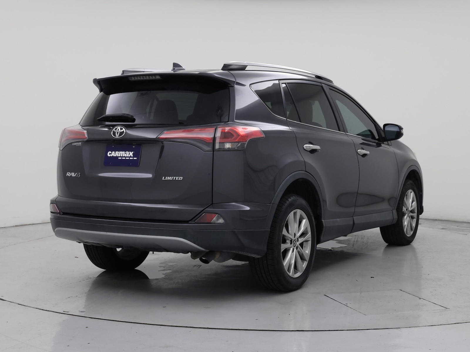 2018 Toyota RAV4 Limited - Photo 9