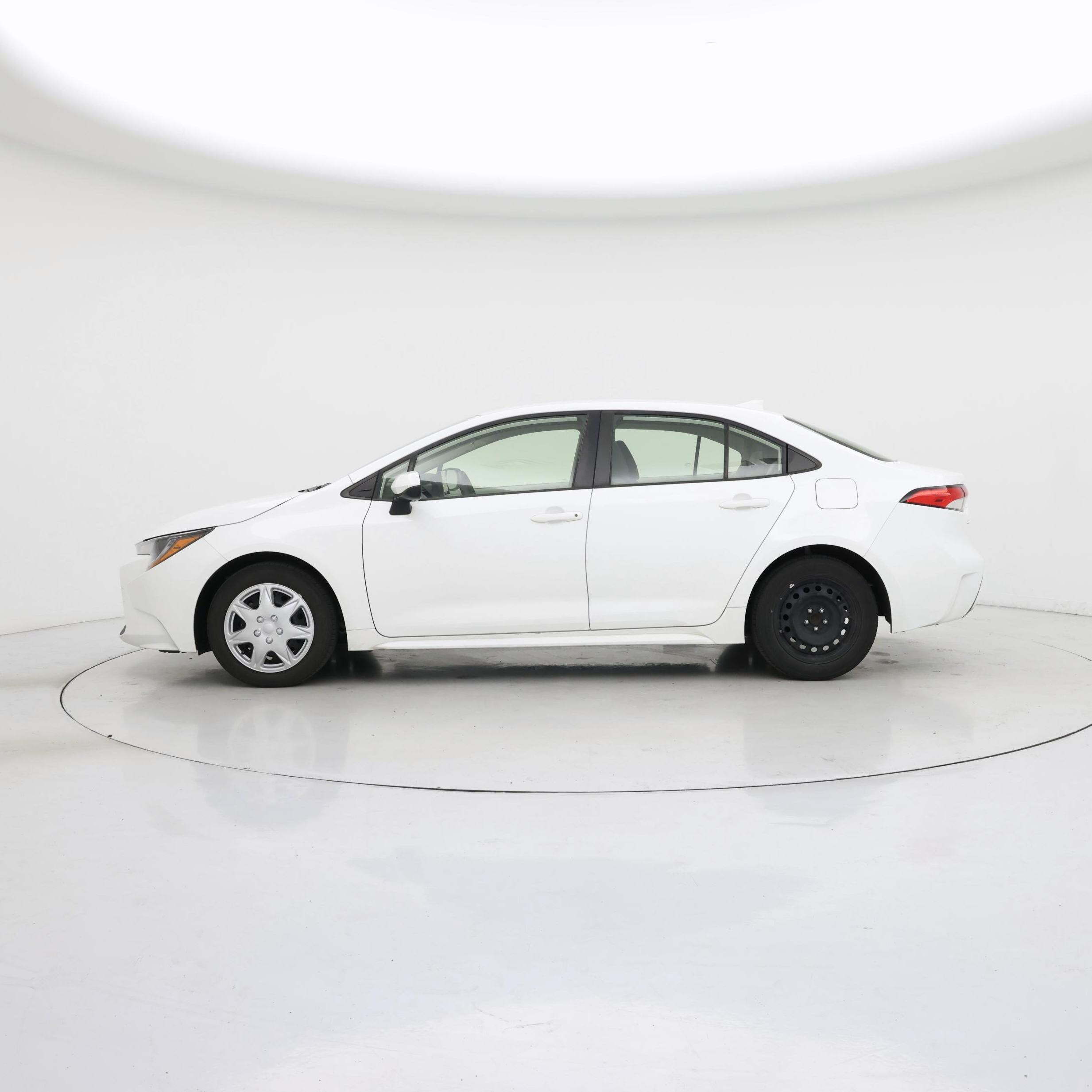 Thumbnail: 2022 Toyota Corolla - 3