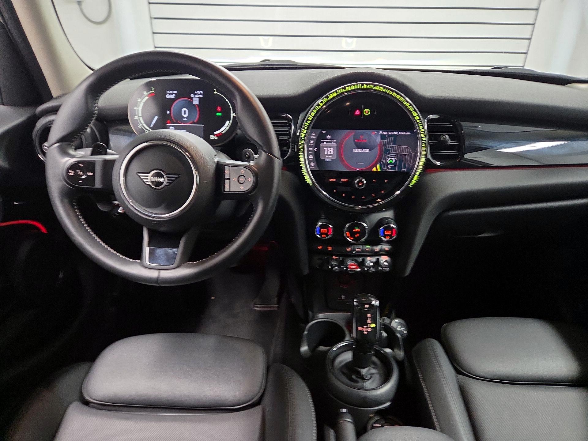 Thumbnail: 2022 MINI Cooper Hardtop - 9