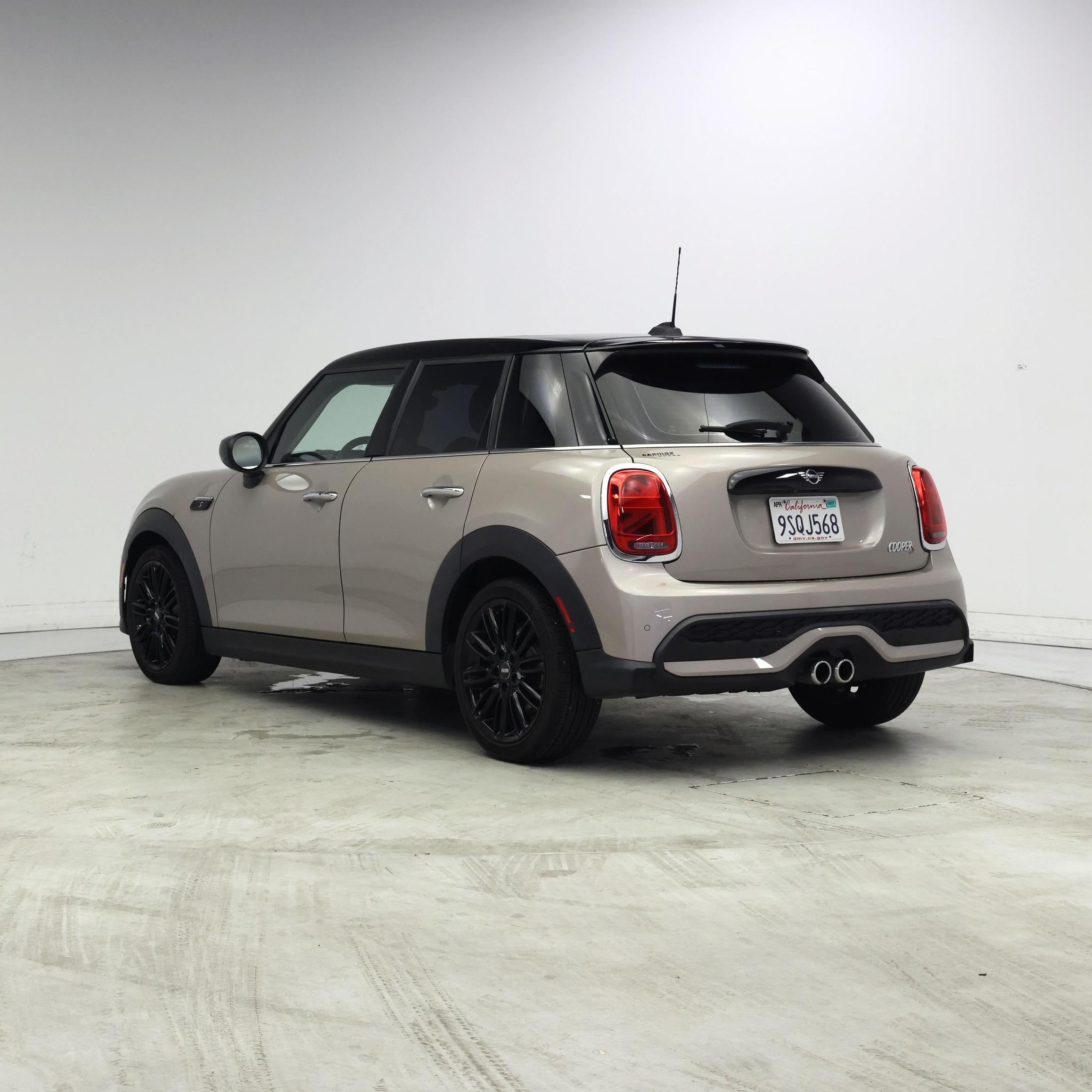 Thumbnail: 2022 MINI Cooper Hardtop - 2