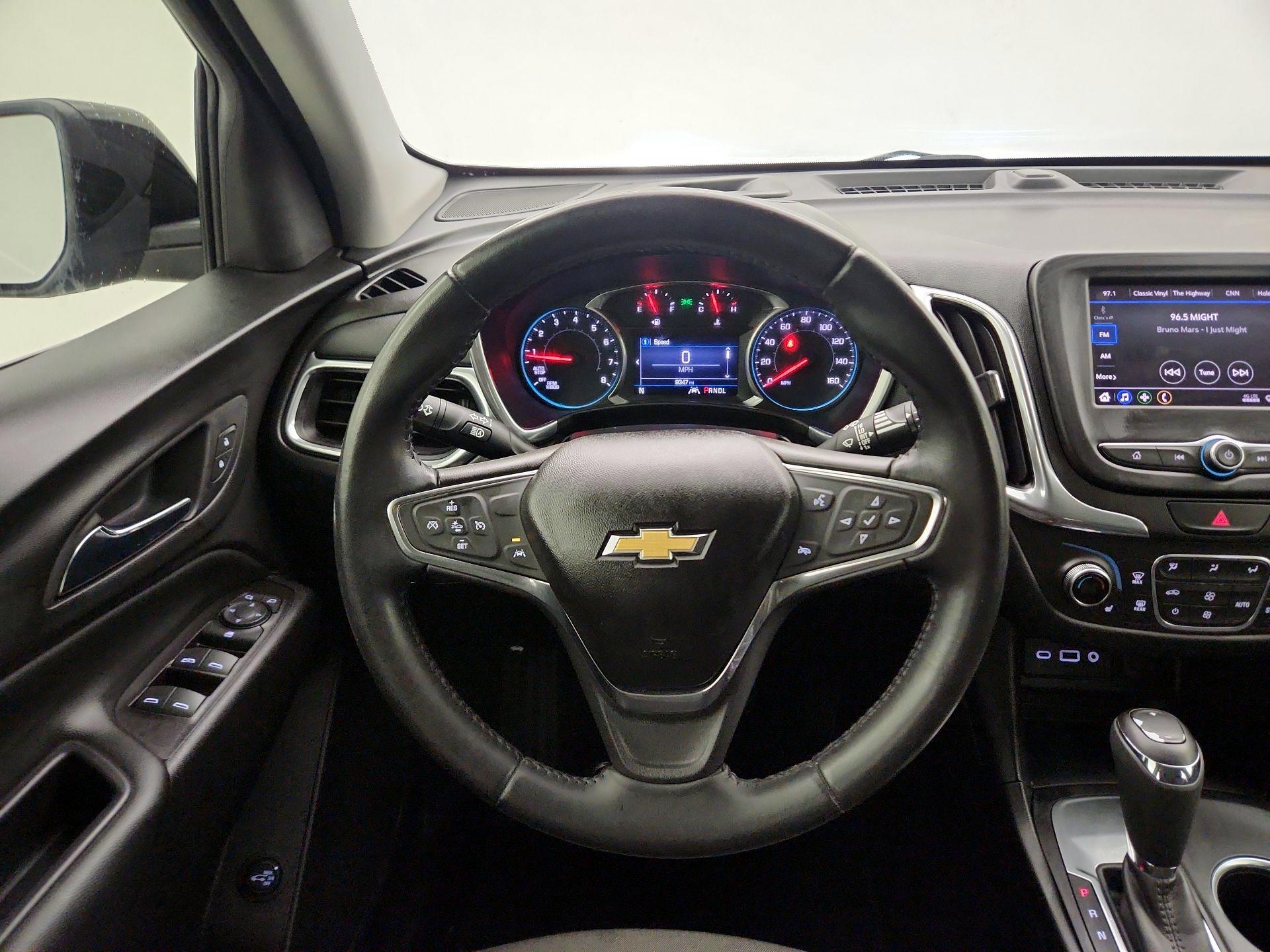 Thumbnail: 2020 Chevrolet Equinox - 10