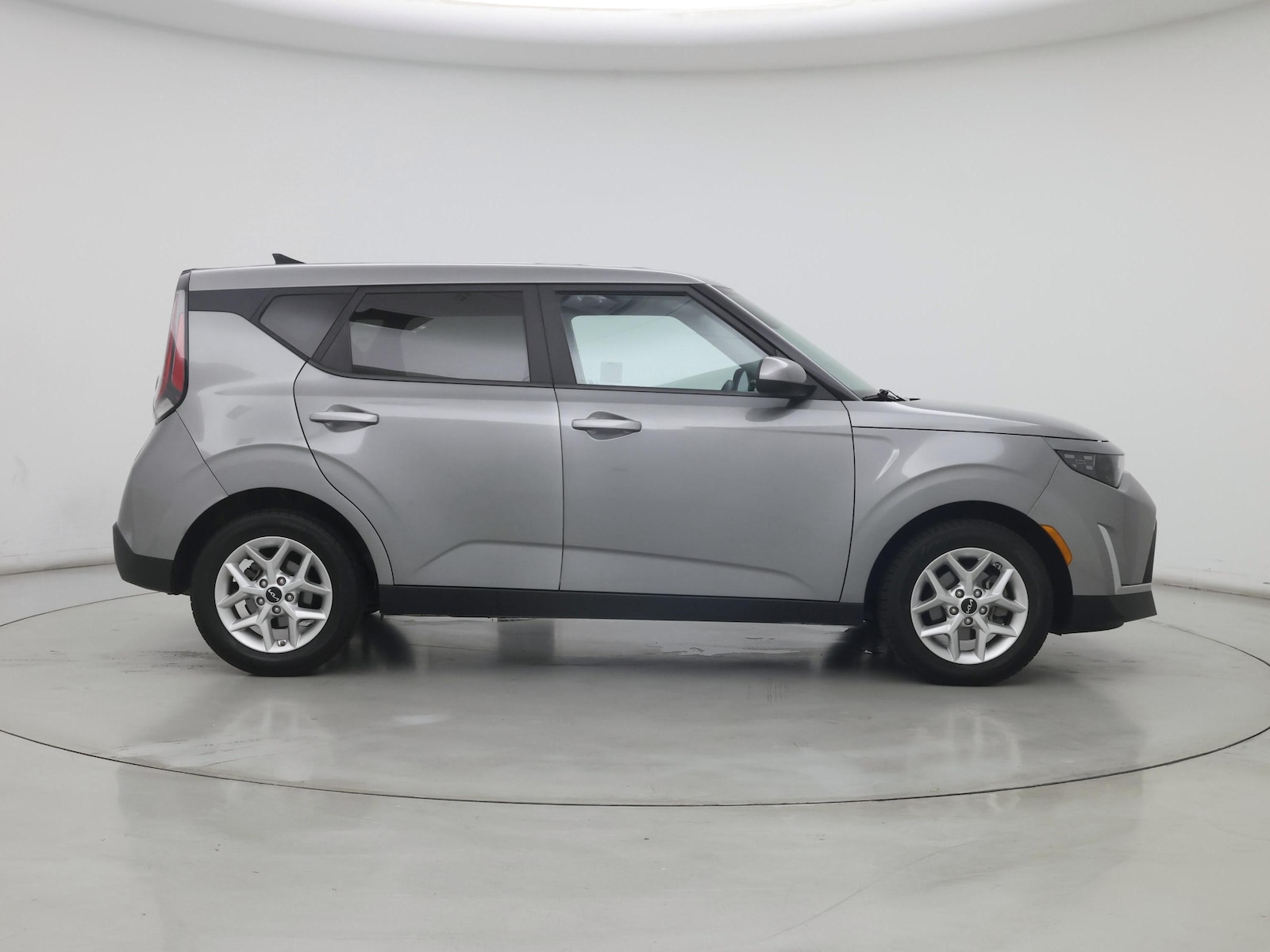 2023 Kia Soul LX - Photo 8