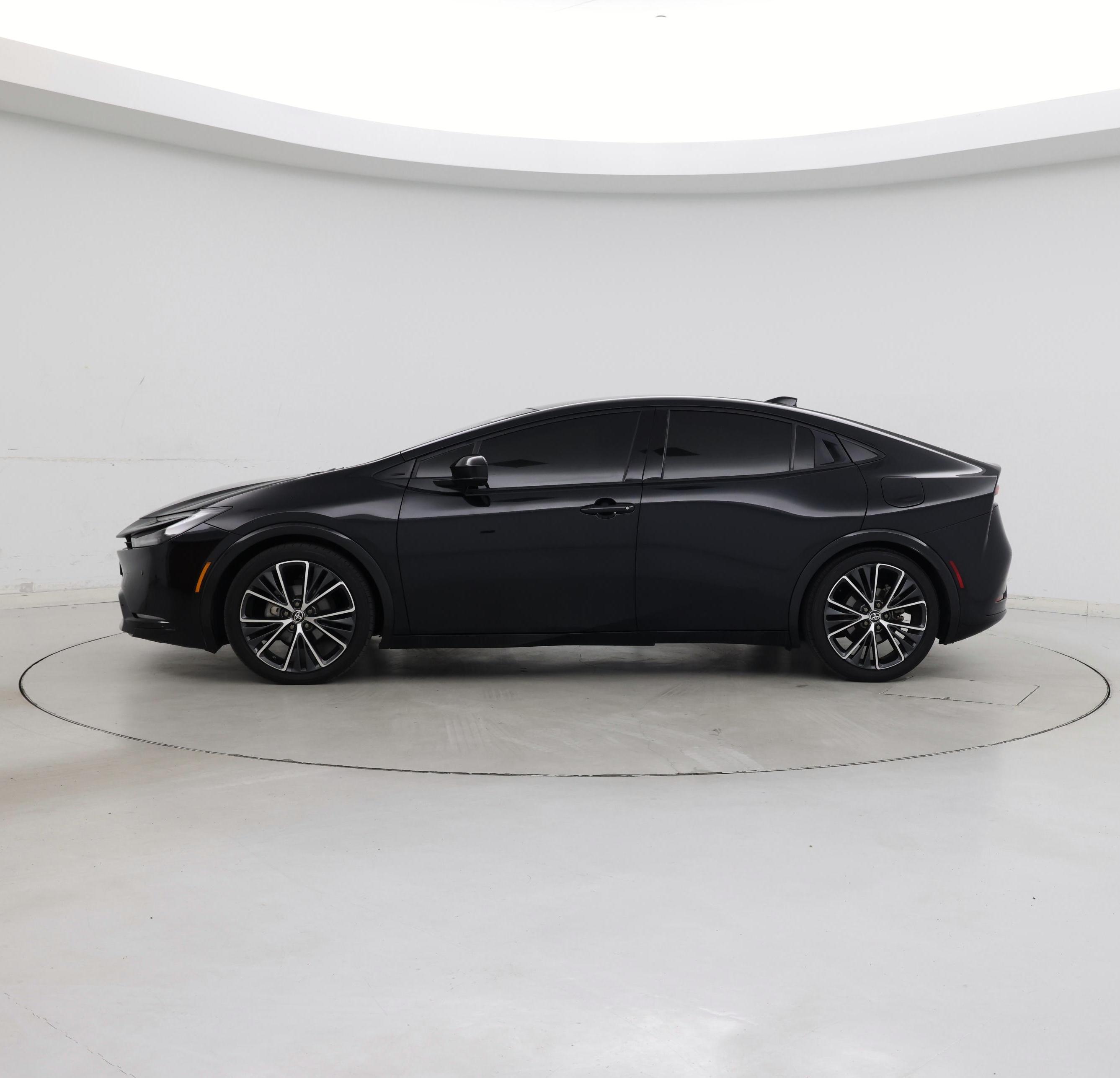 Thumbnail: 2024 Toyota Prius - 3