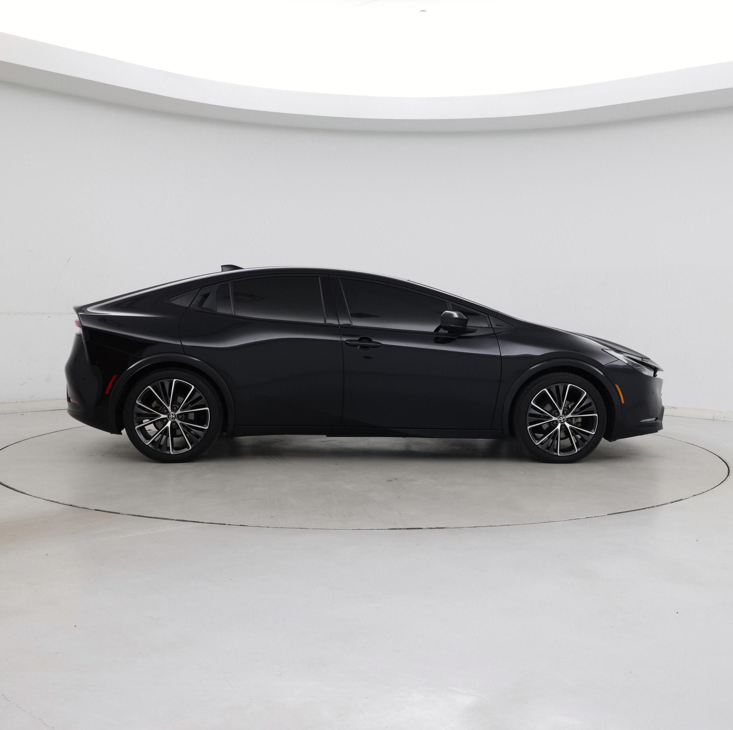 Thumbnail: 2024 Toyota Prius - 7