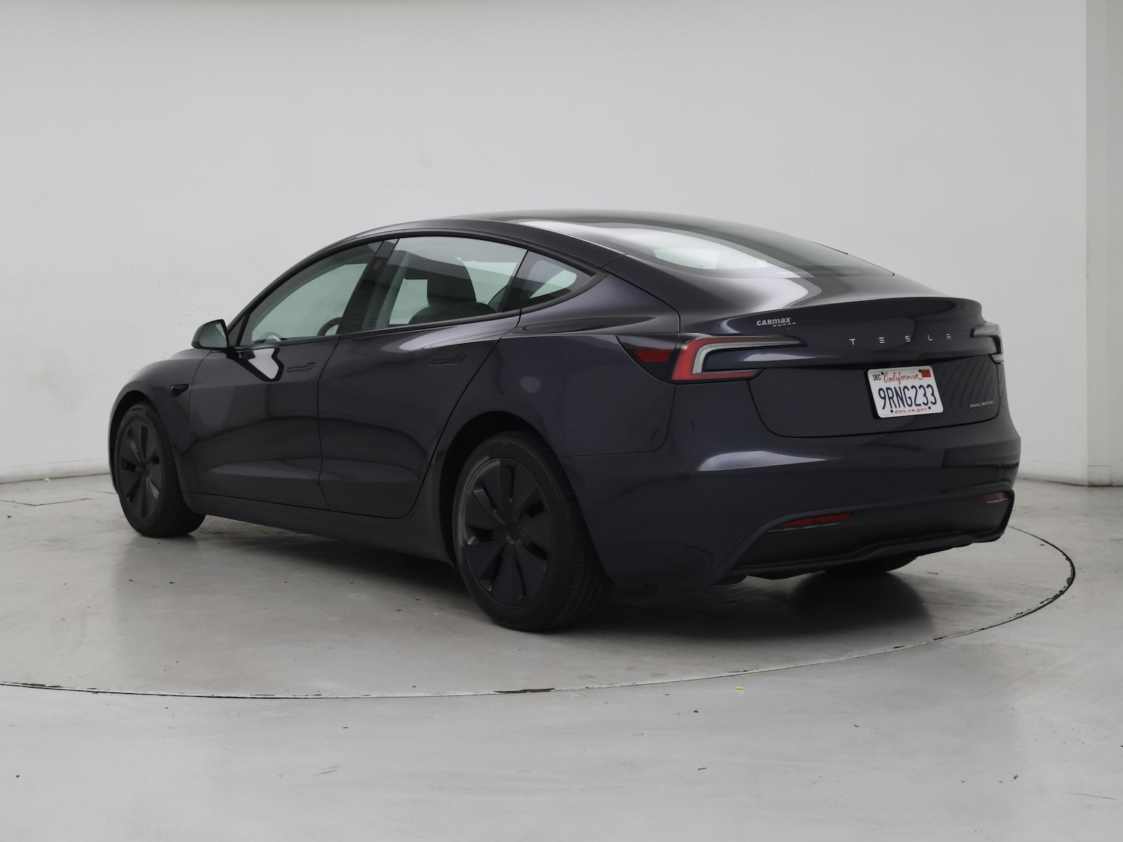 2025 Tesla Model 3 Long Range - Photo 3