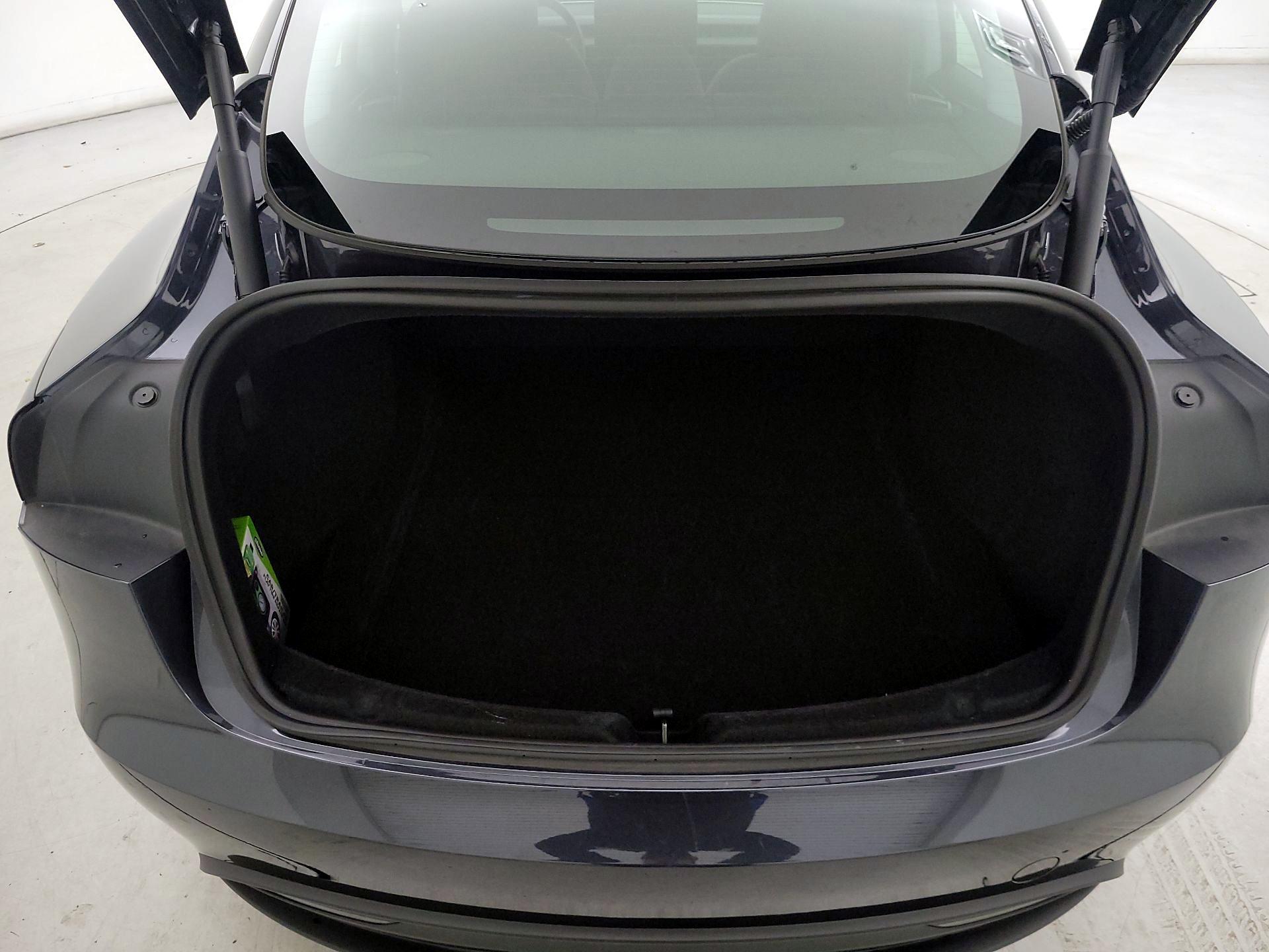 Thumbnail: 2025 Tesla Model 3 - 20