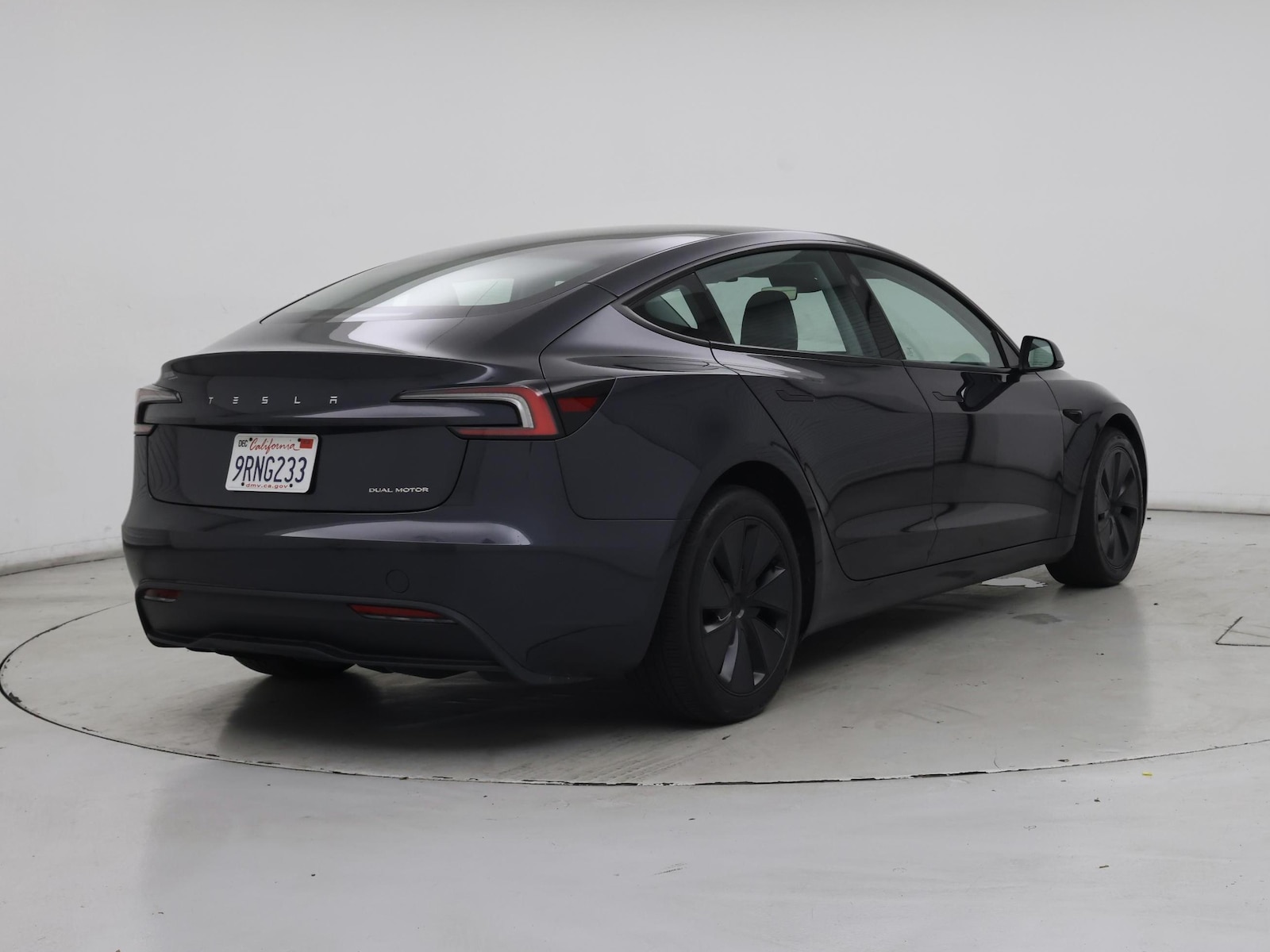2025 Tesla Model 3 Long Range - Photo 9