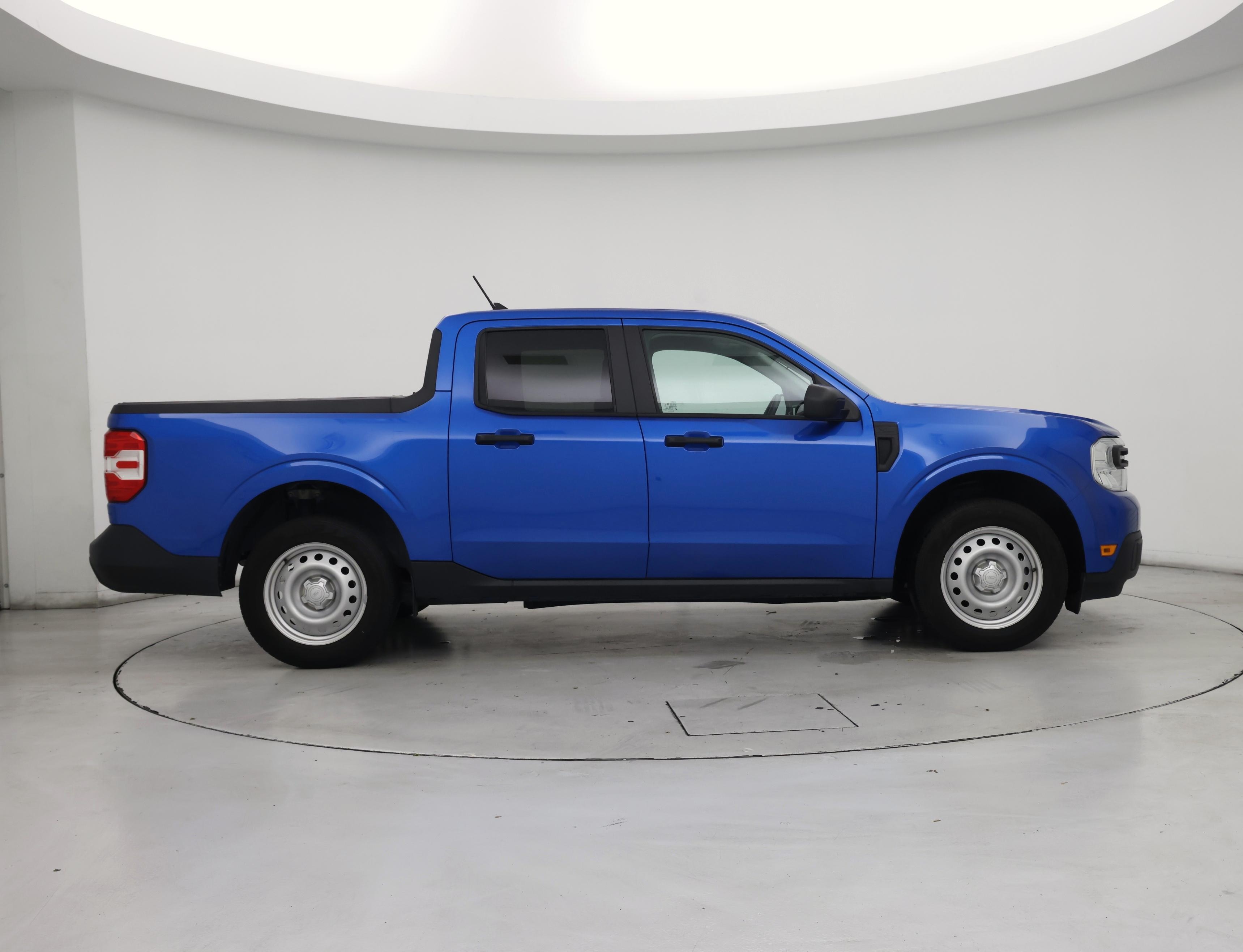 Thumbnail: 2022 Ford Maverick - 7