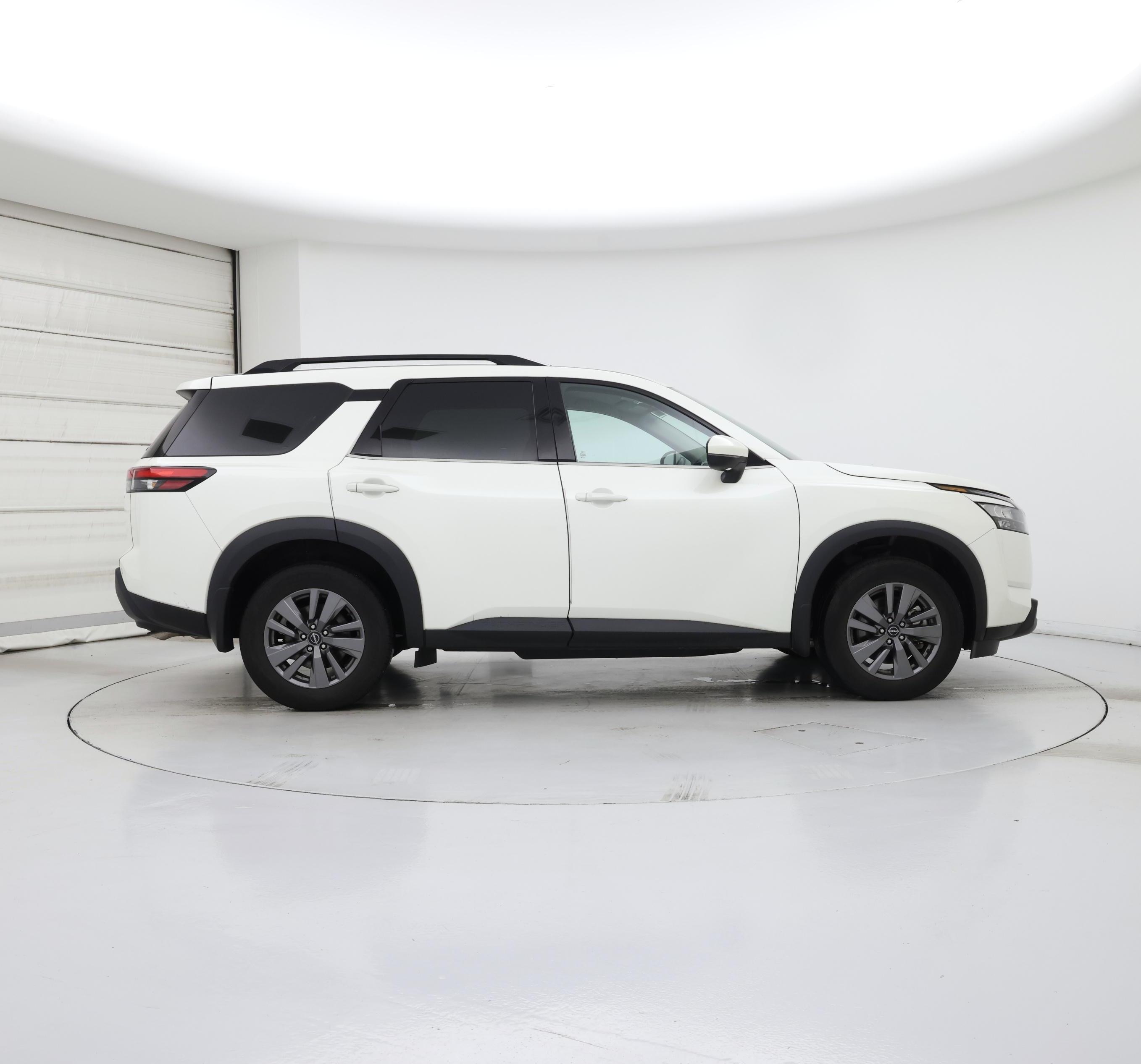 Thumbnail: 2024 Nissan Pathfinder - 7