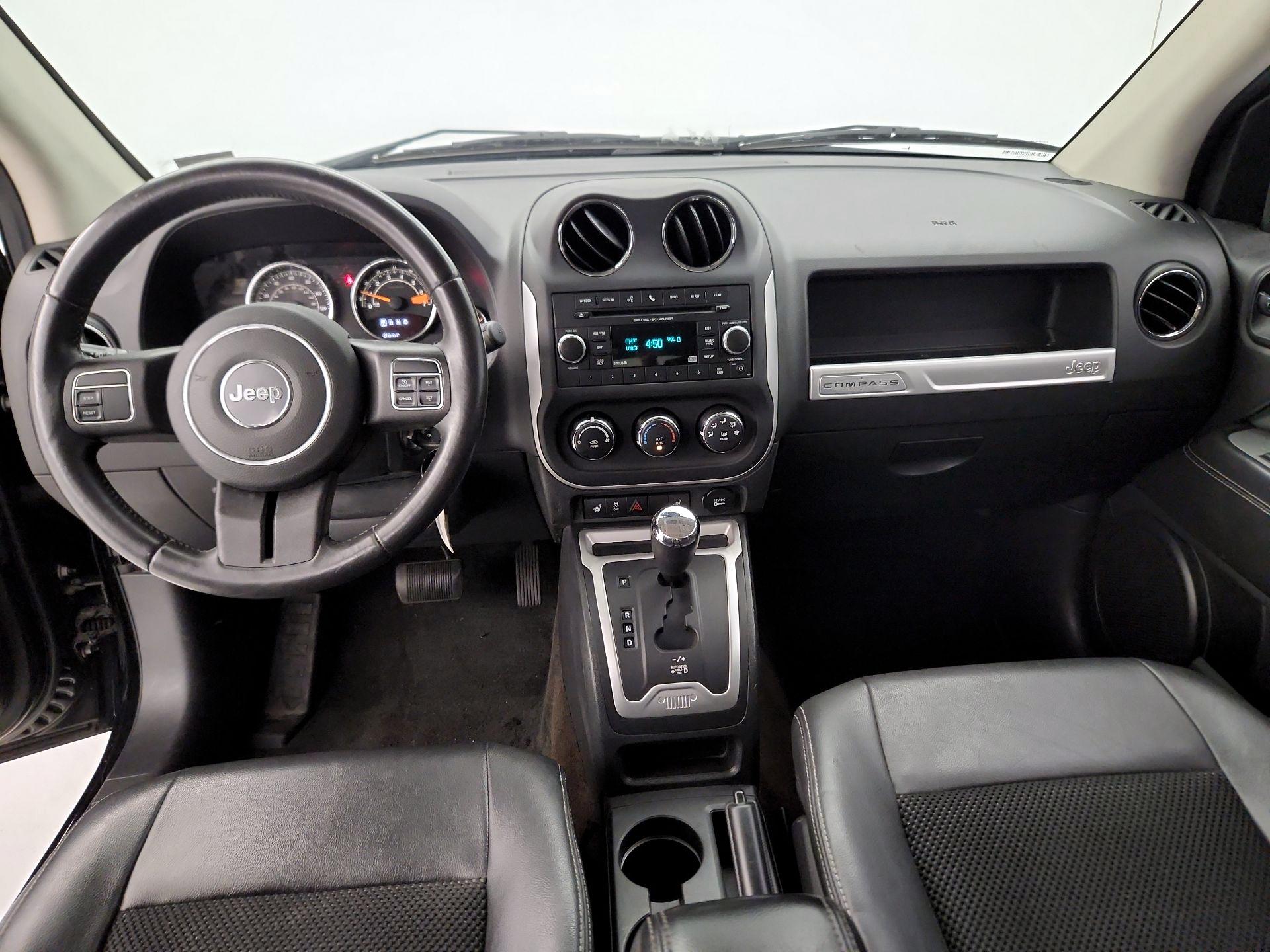 Thumbnail: 2014 Jeep Compass - 9