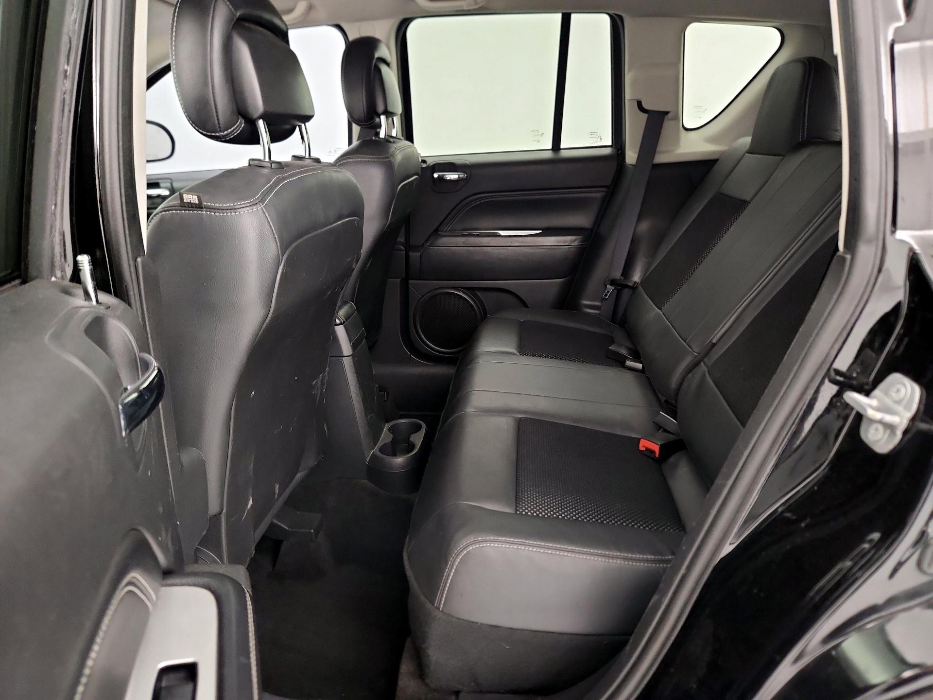 Thumbnail: 2014 Jeep Compass - 17