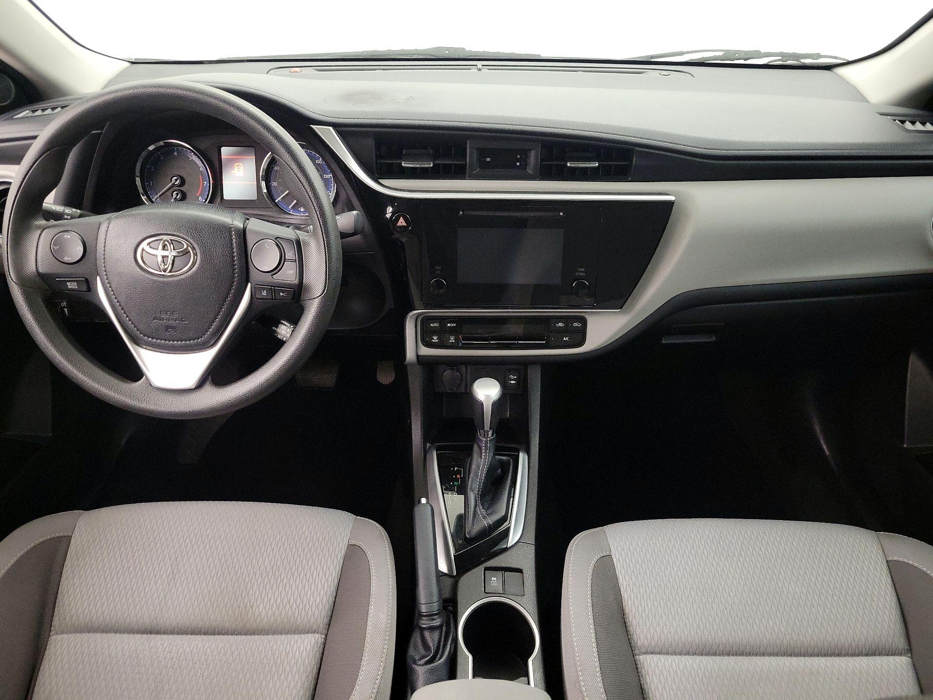 Thumbnail: 2018 Toyota Corolla - 9